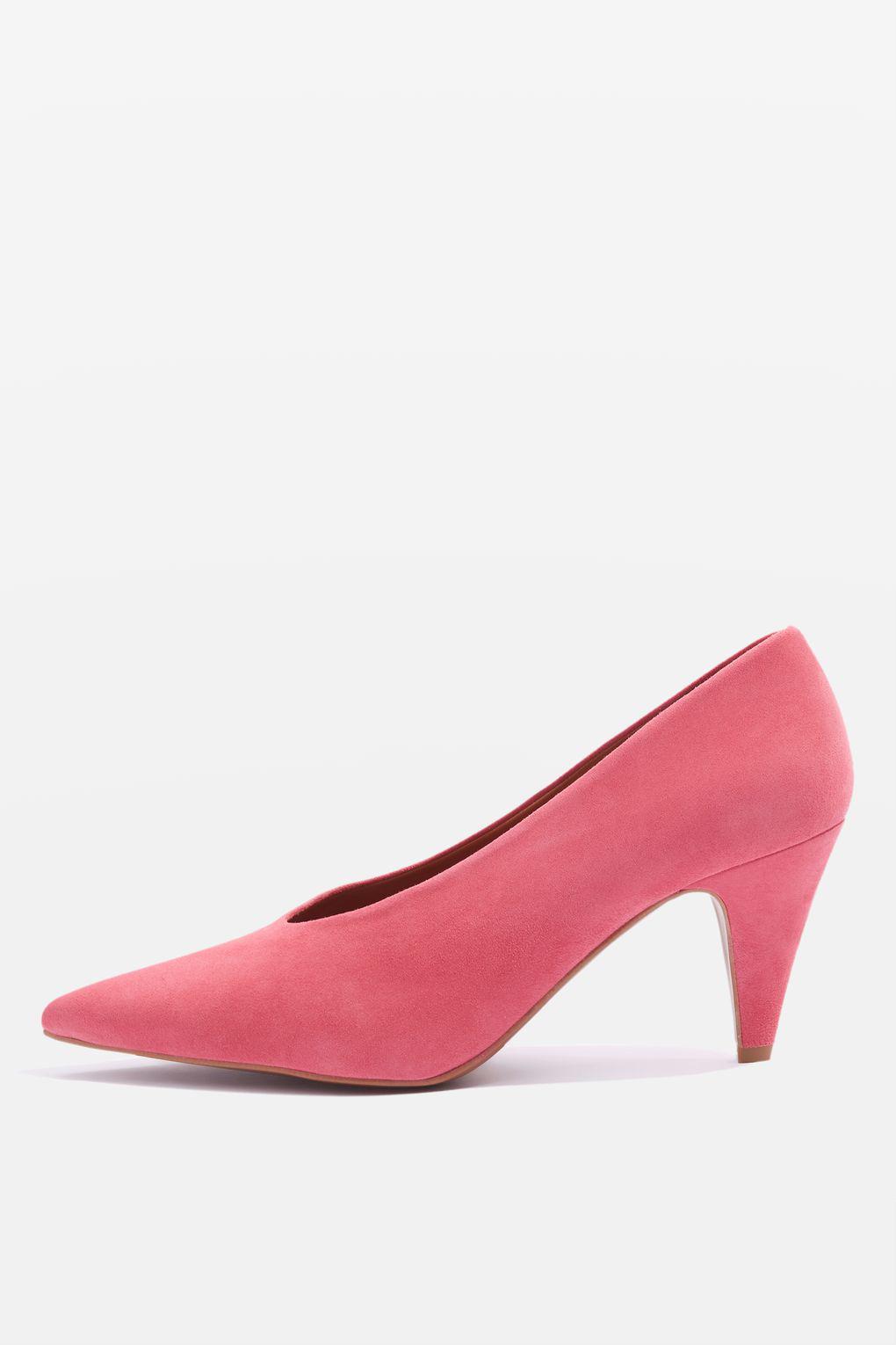 v cut court shoes