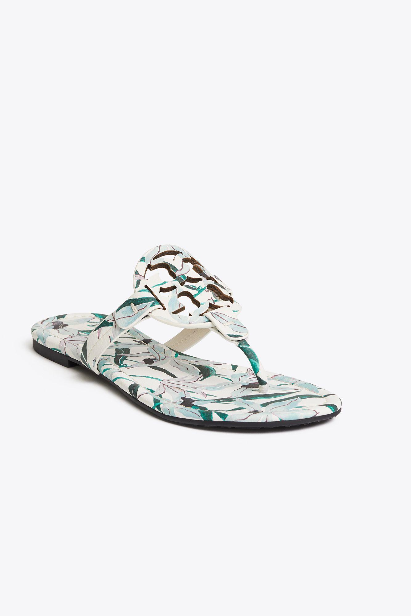 Tory Burch Miller Medallion Floral-print Leather Flat Thong Sandals in ...