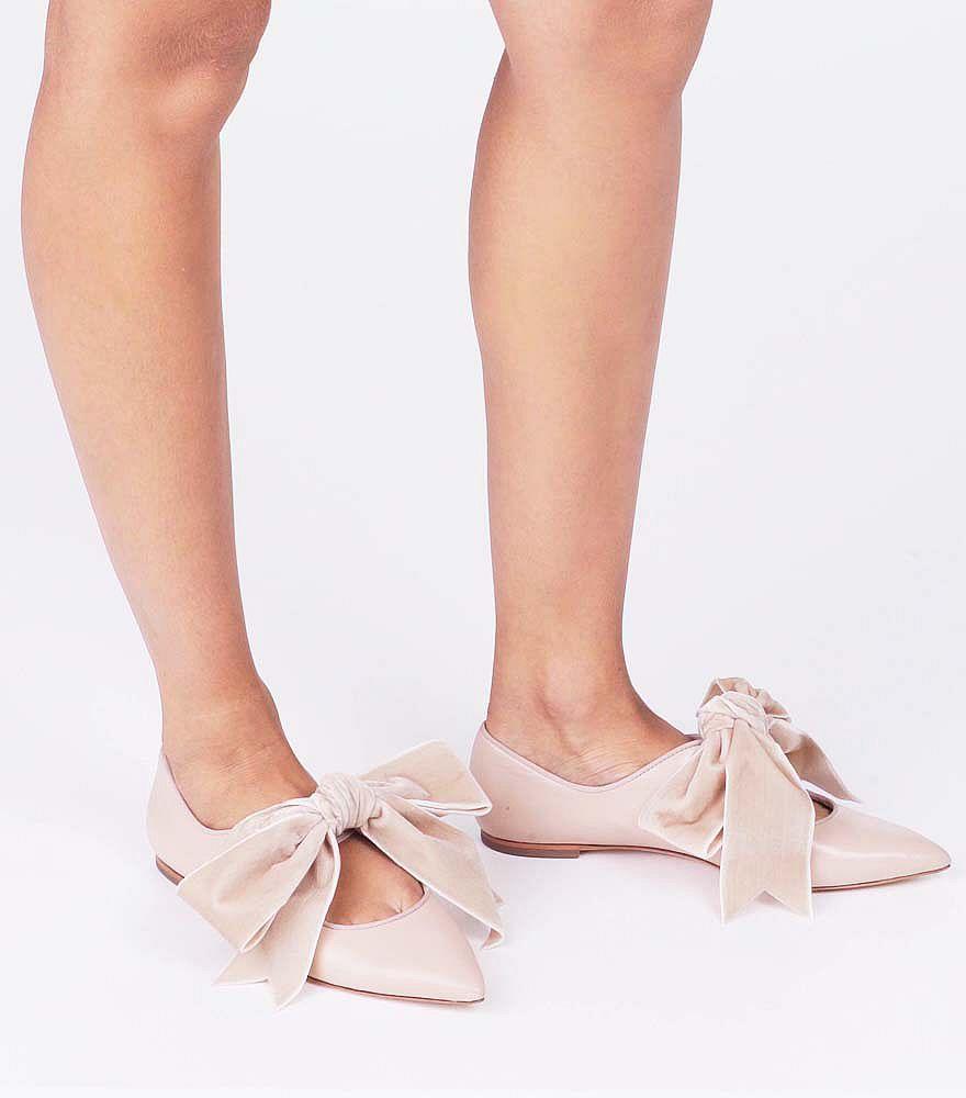 clara flat tory burch