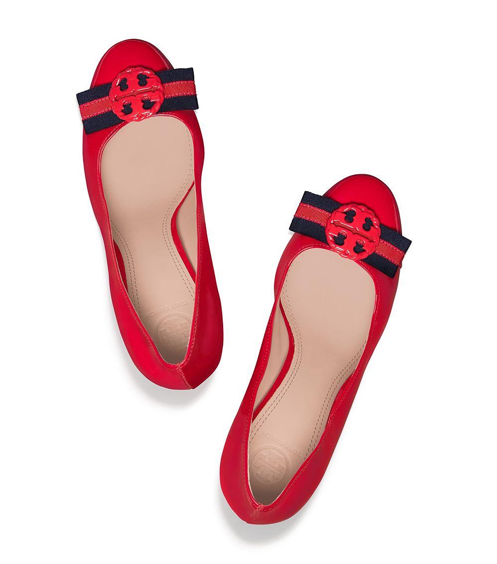 tory burch red pumps