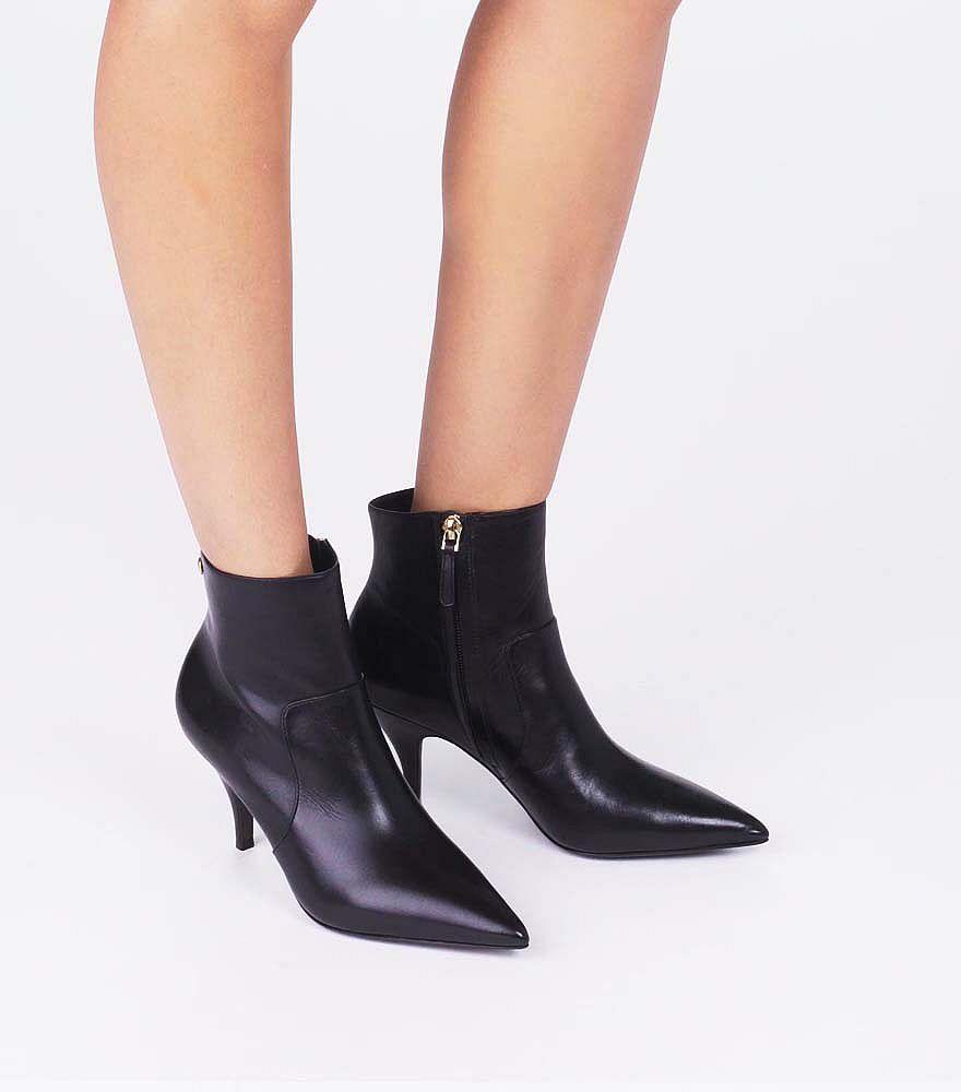 tory burch georgina boot