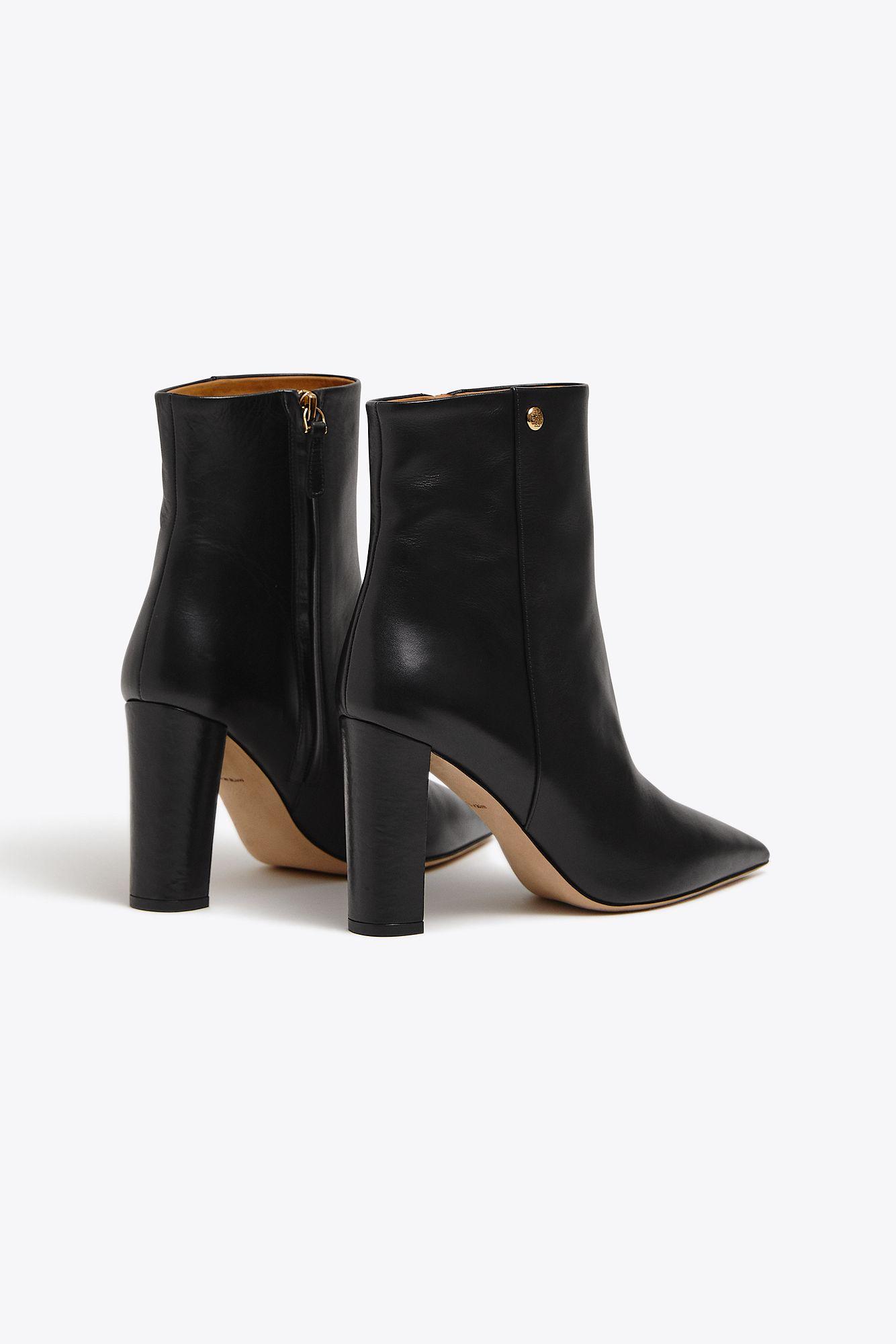 neumel uggs kid size