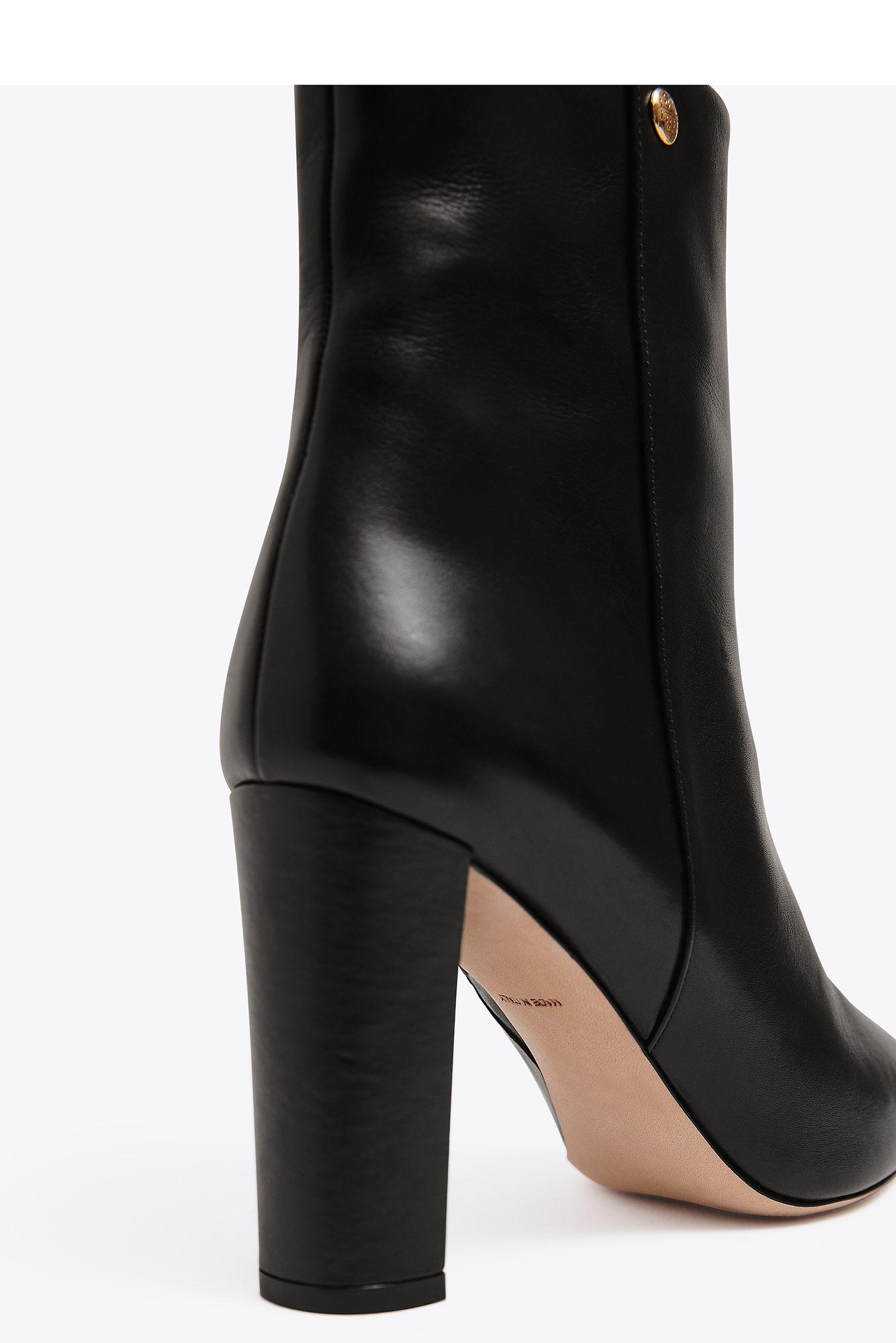 tory burch penelope boot