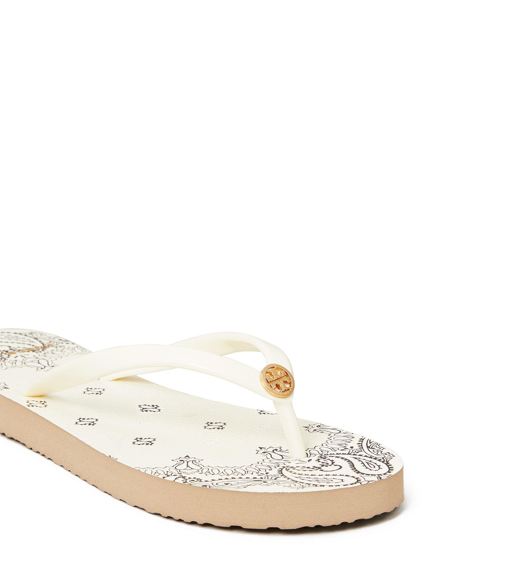 Tory Burch Printed Thin Flip Flops in Cream (White) - Save 11% - Lyst