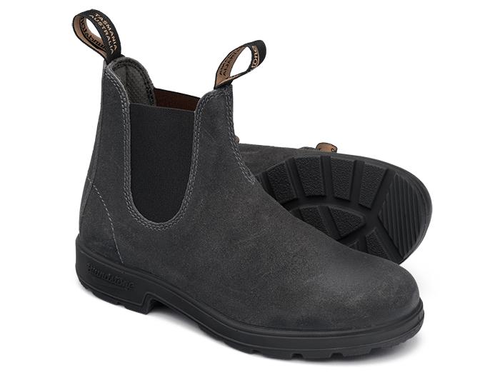 blundstone black suede