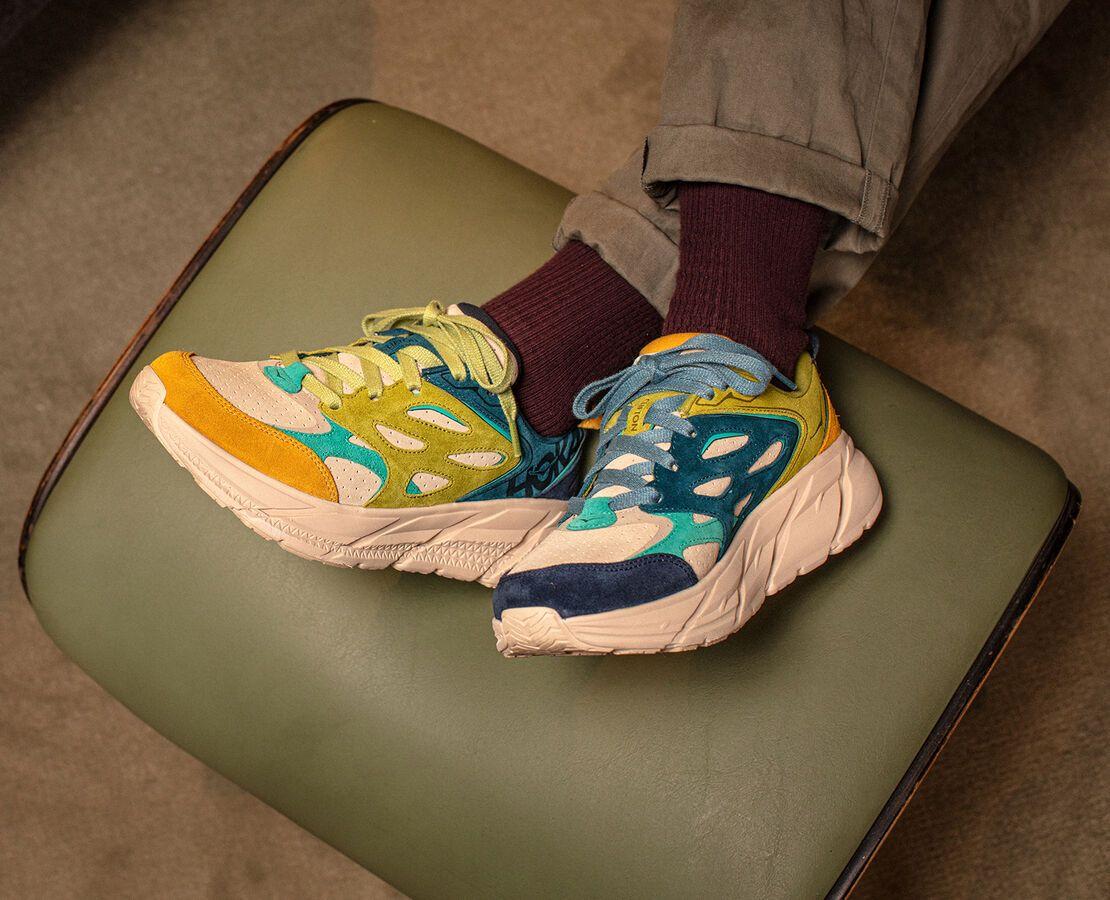 all gender clifton l suede