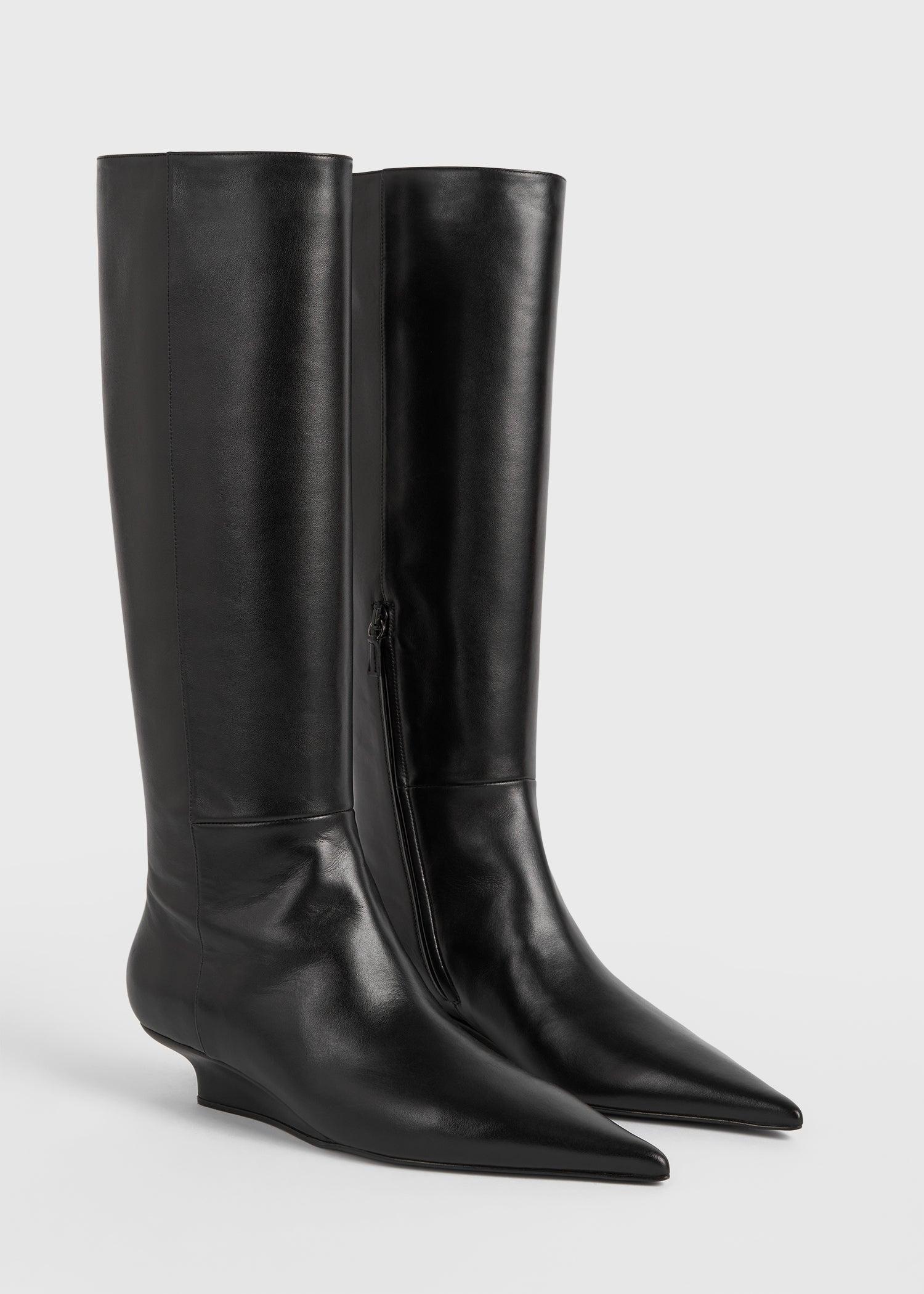 toteme-black-Sharp-Leather-
