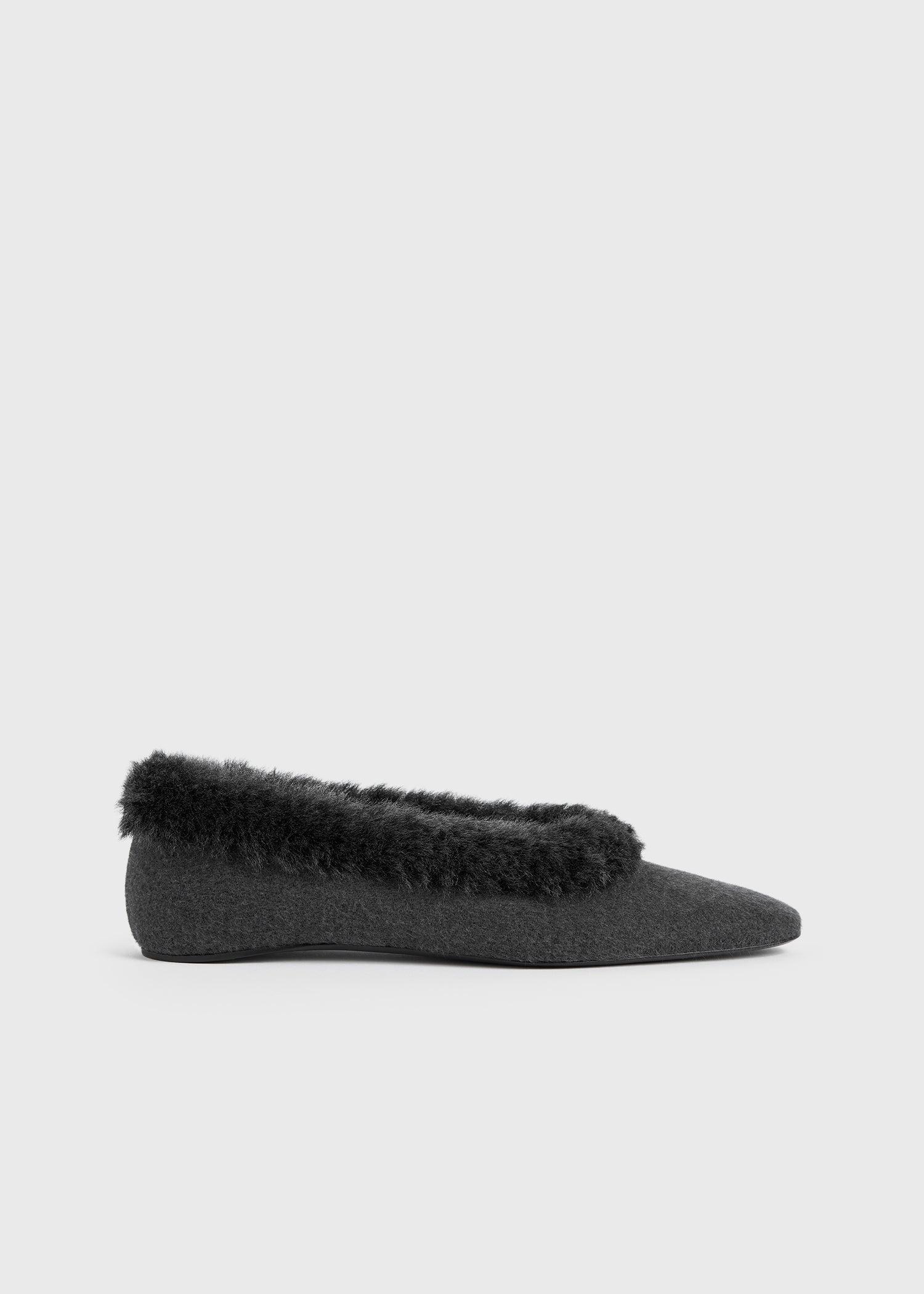 バレエシューズ TOTEME MINIMALIST SUEDE BALLERINAS Minimalist suede ballerinas black – TOTEME