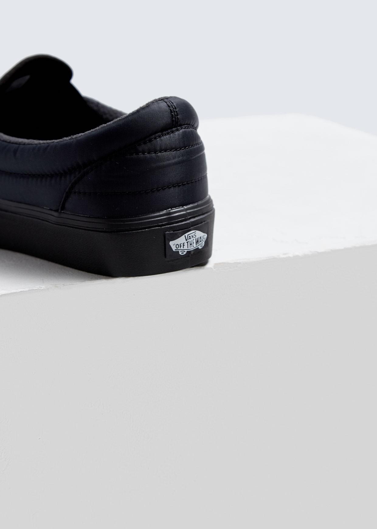 vans quilted slip on lite