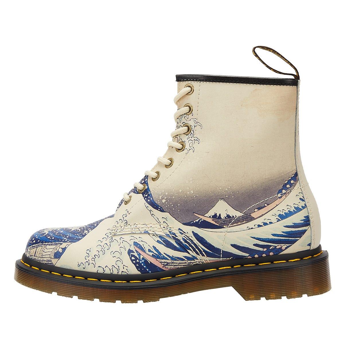 Martens 1460 The Met Great Wave Multi Boots in Blue Lyst UK