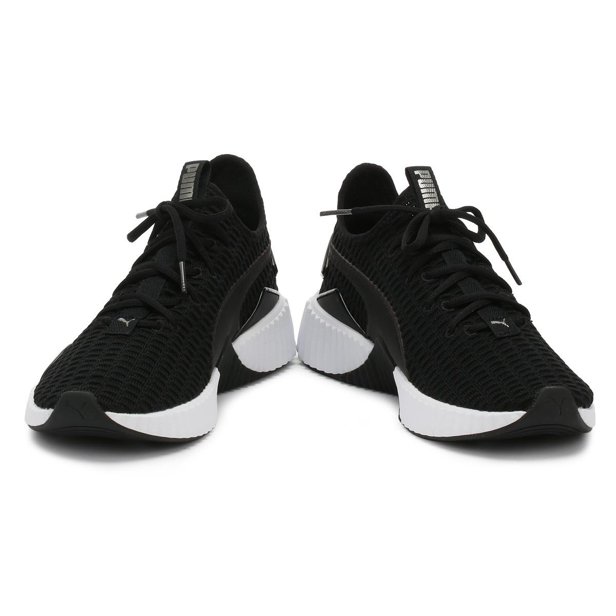 selena gomez black puma shoes