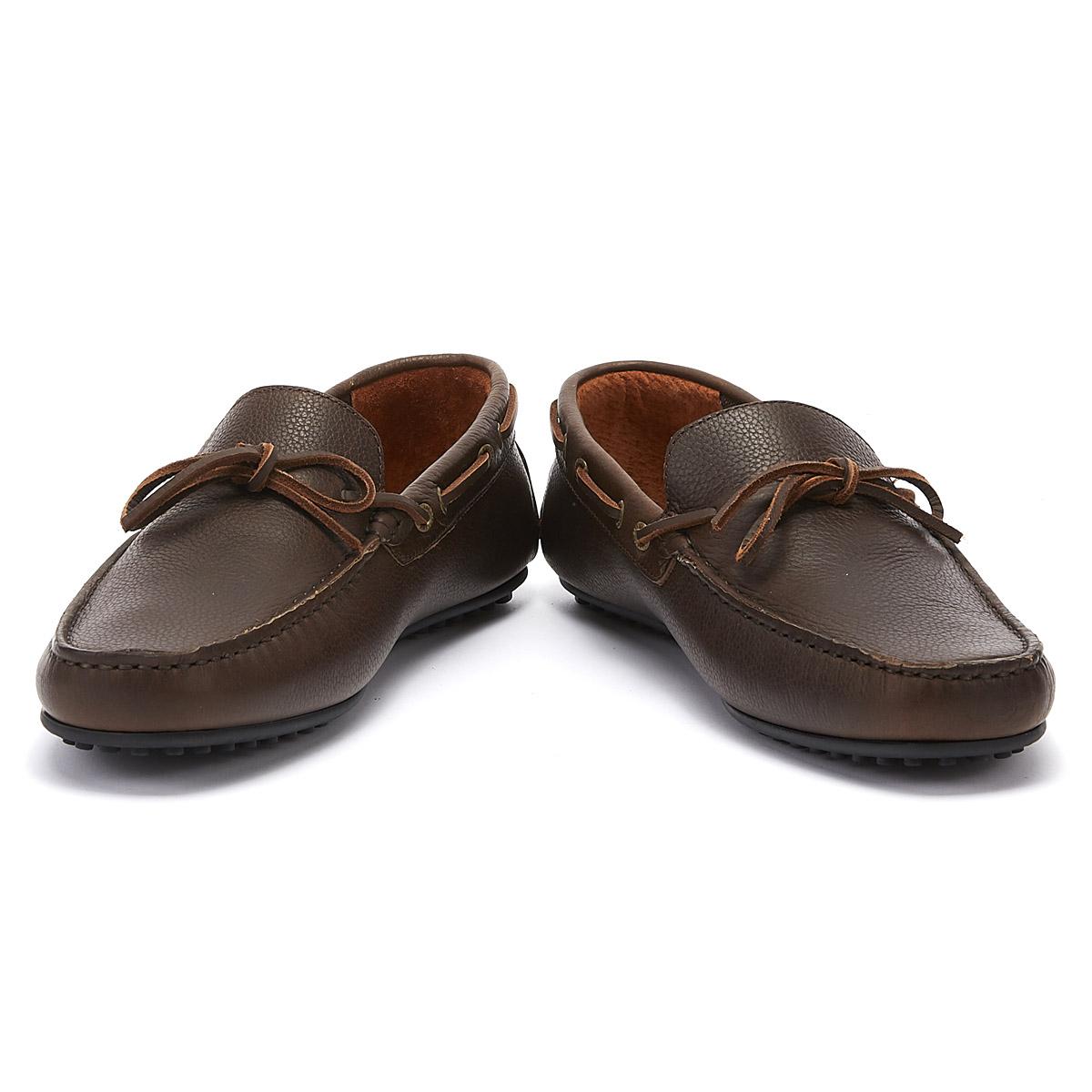 athletic boat shoes