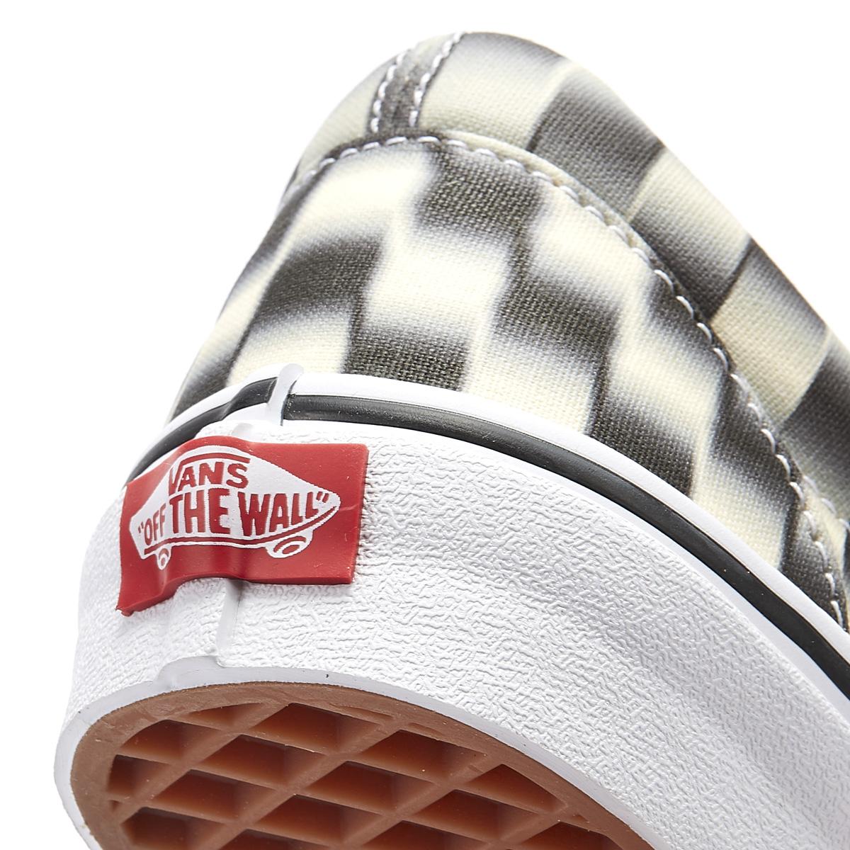 Vans blur check slip on sale on