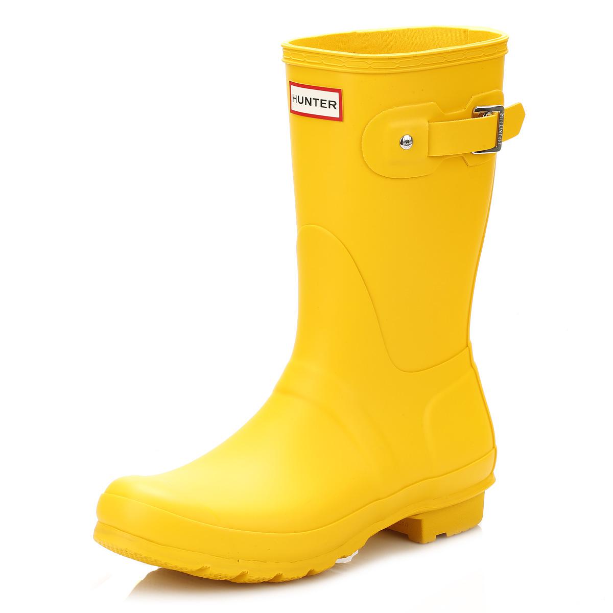 mens yellow hunter rain boots