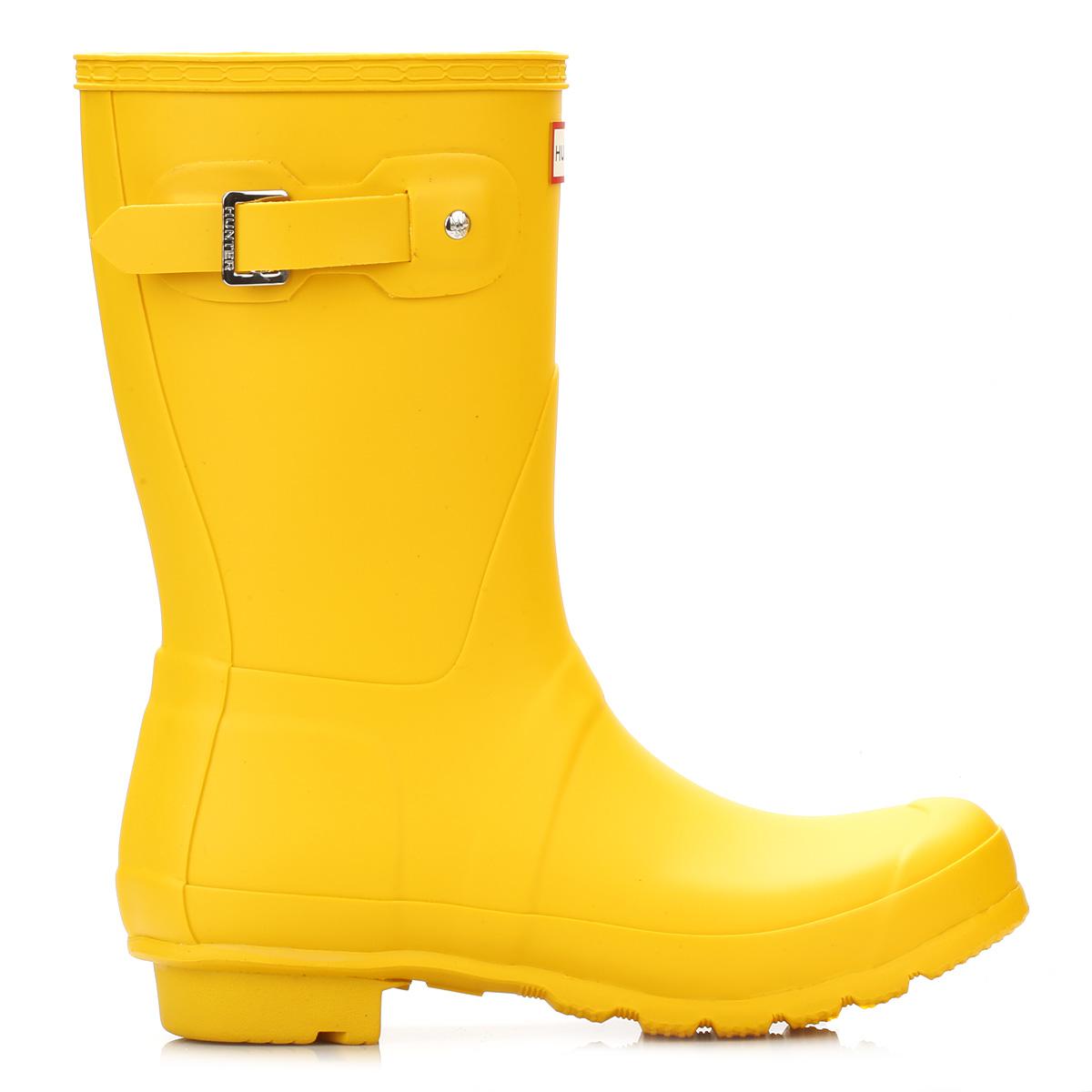 HUNTER Original Short Mid-calf Rubber Rain Boot - 6m in Yellow - Lyst