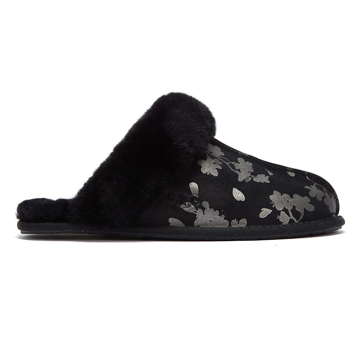 black scuffette ugg slippers