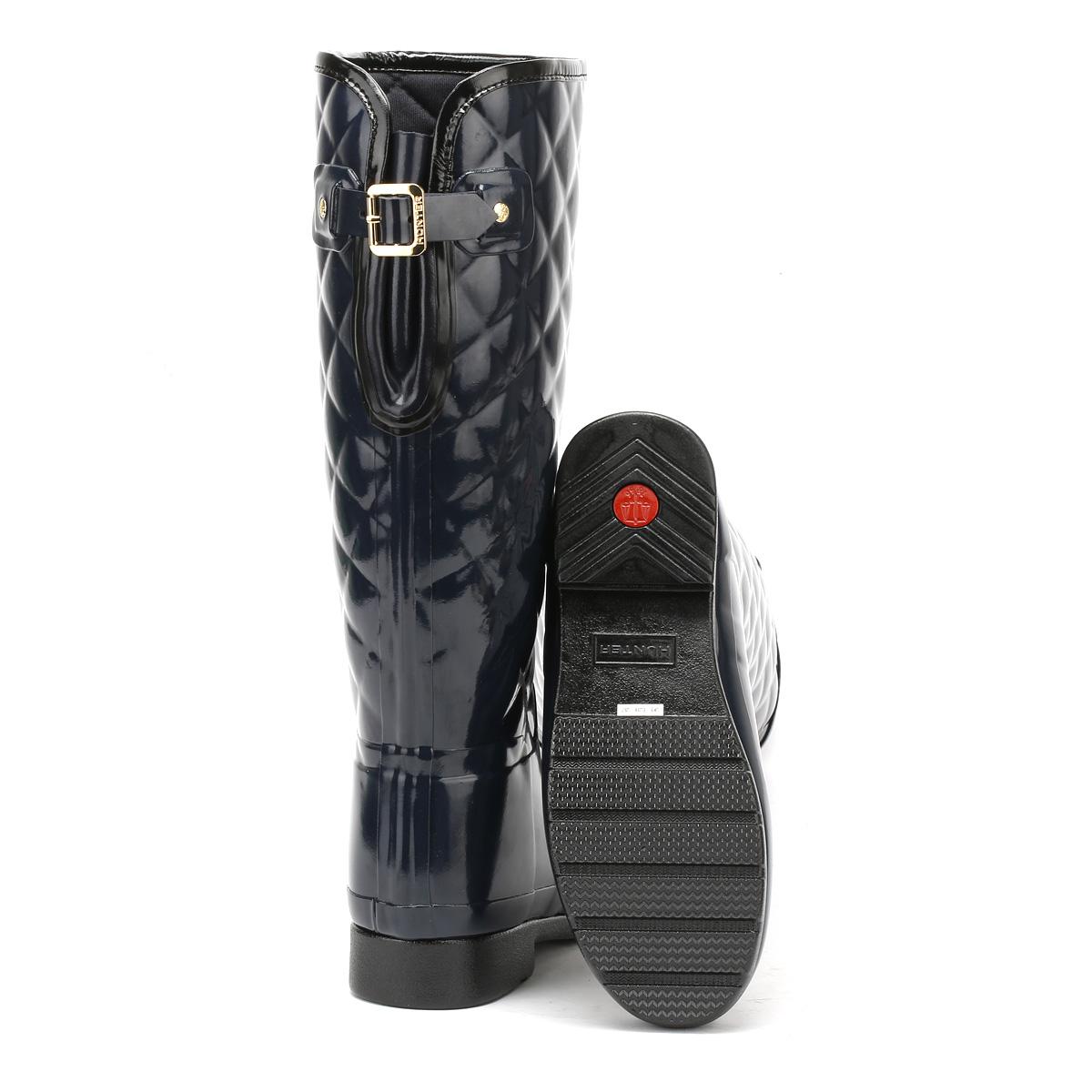 HUNTER Rubber Original Womens Refined Tall Quilted Gloss Navy