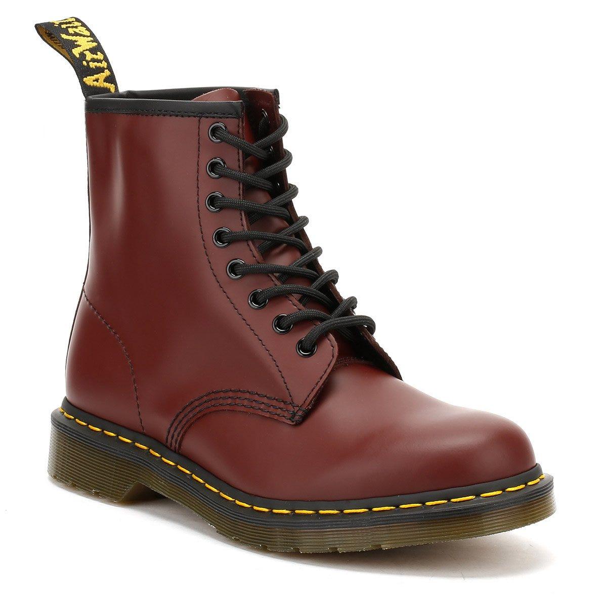 burgundy dr martens outfit