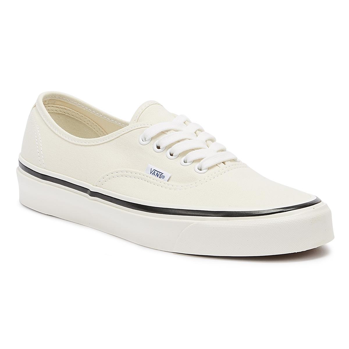 vans white authentic outfit