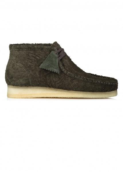 dark green wallabees