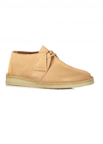clarks desert trek light tan