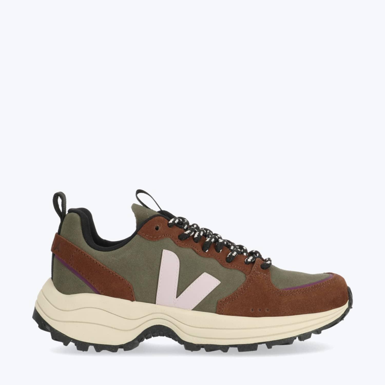 Veja Venturi Vc Suede Sneaker in Brown | Lyst