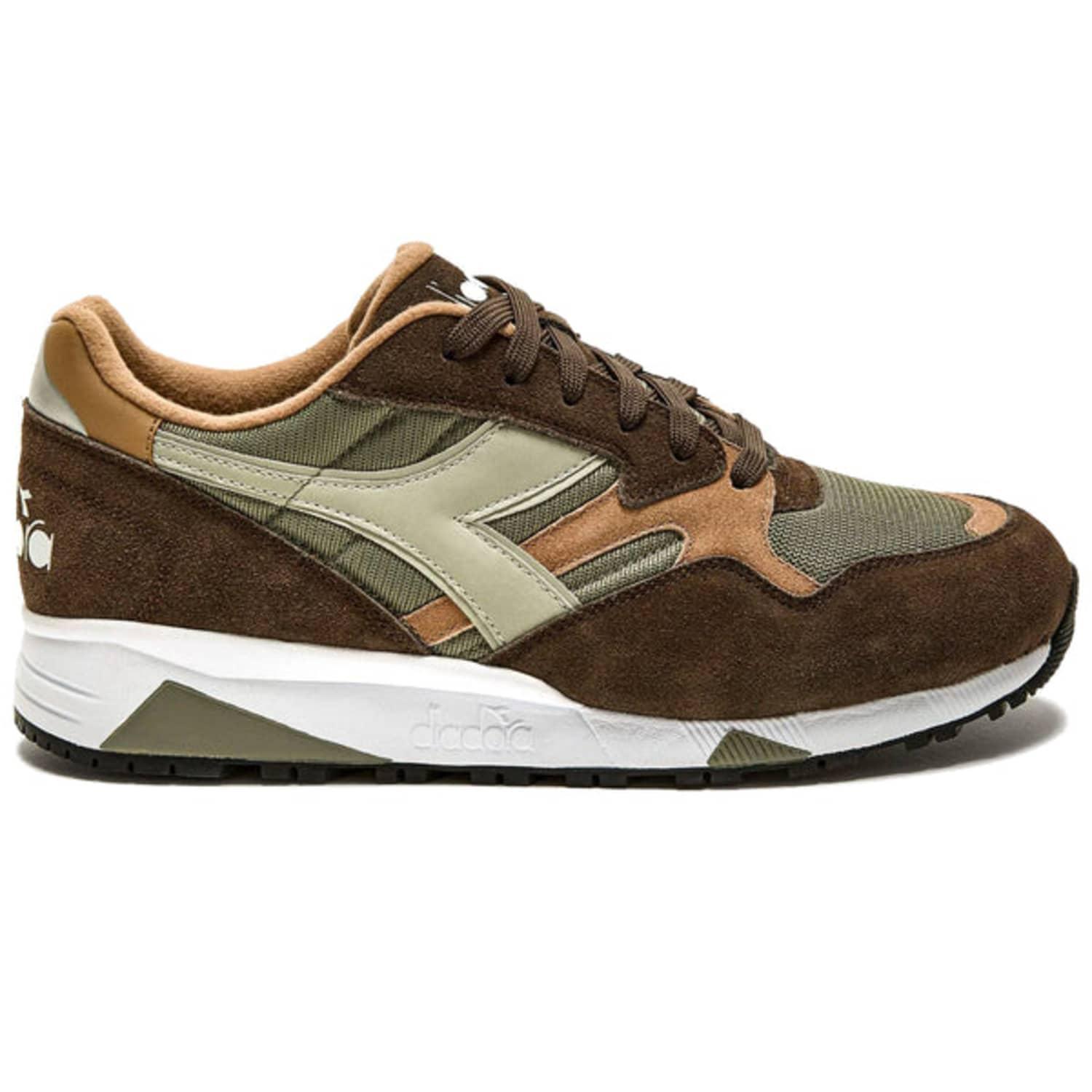 Diadora N902 Trainers in Brown for Men | Lyst