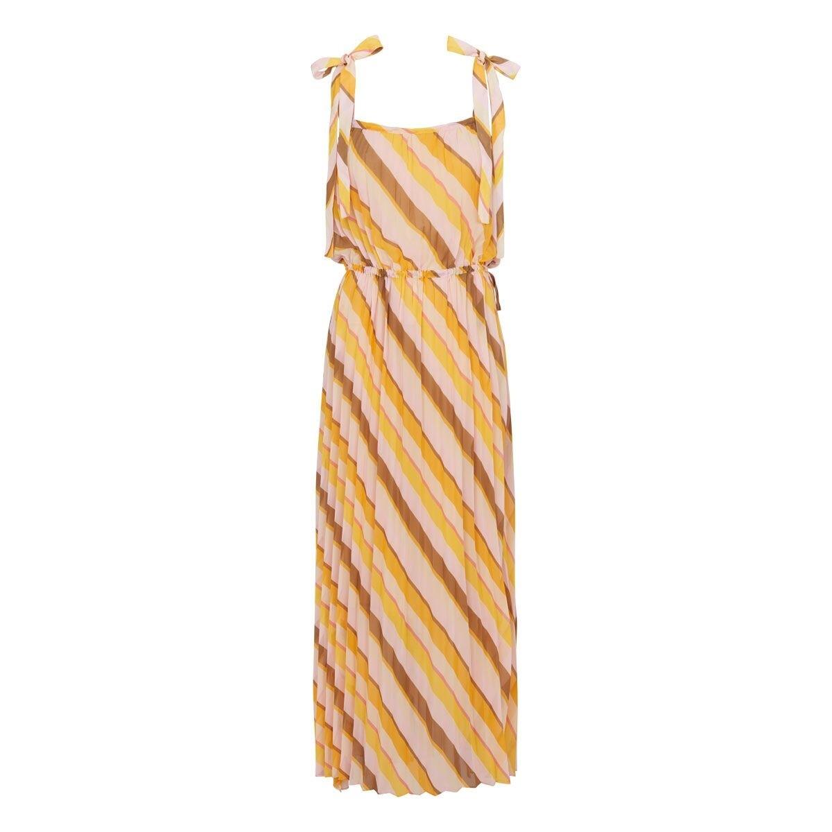 second female live dress