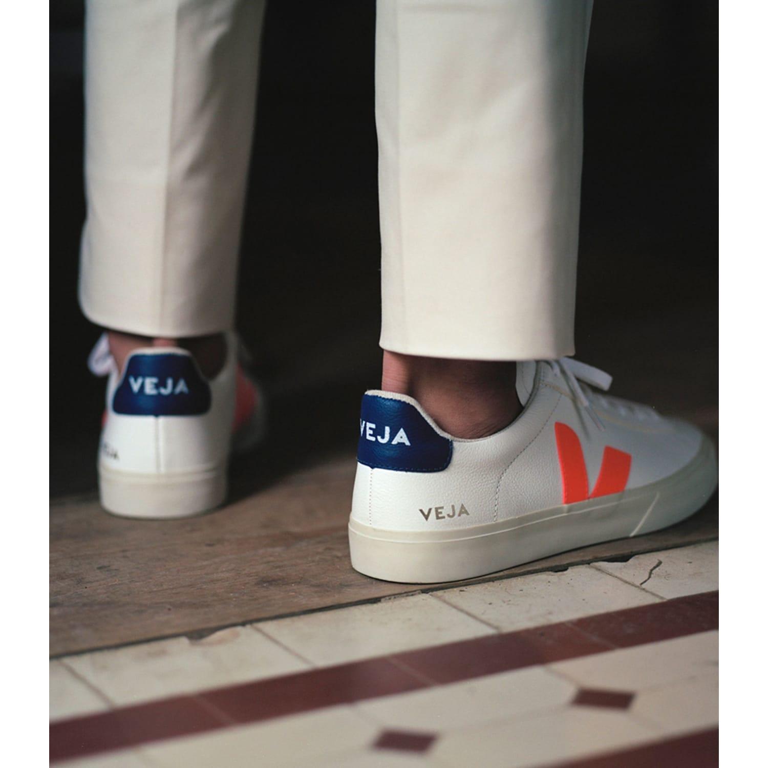 Veja Leather White And Orange Fluo Cobalt Field Chromefree Shoes for Men |  Lyst