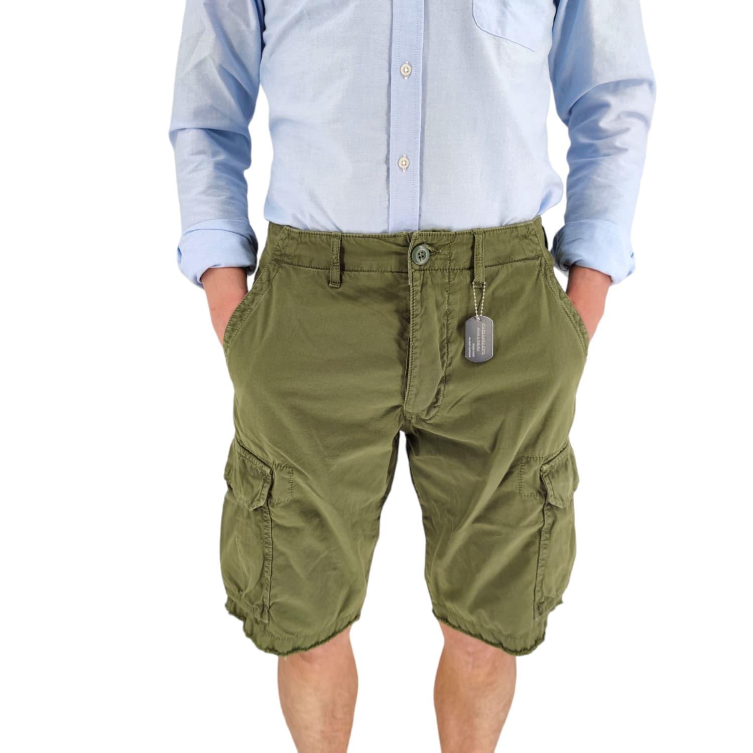 chesapeake's Cargo Barras Shorts Military Green for Men | Lyst