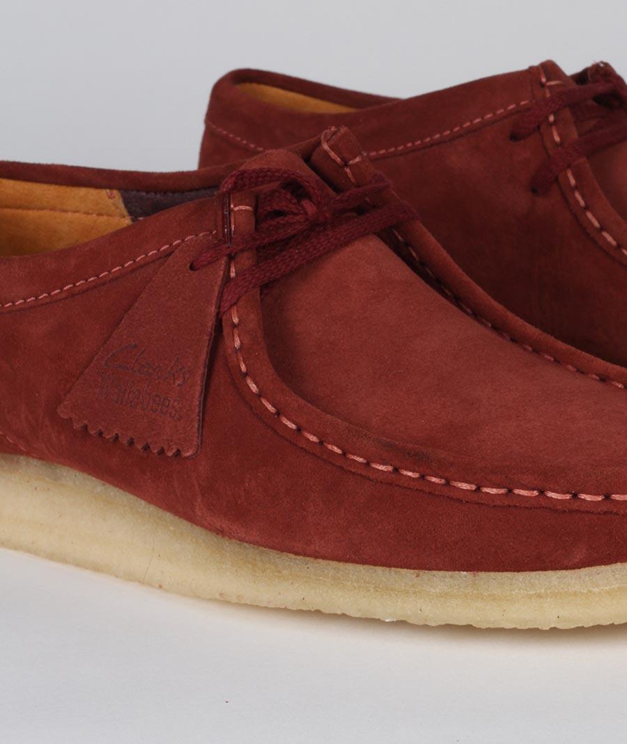 clarks wallabees size 9