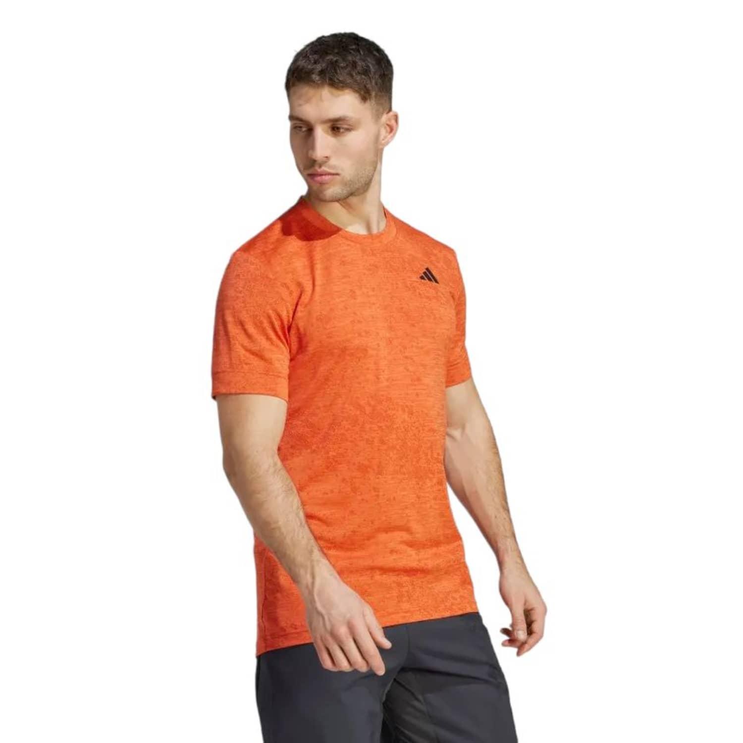 adidas T Shirt Freelift Uomo Prered/black in Orange for Men | Lyst