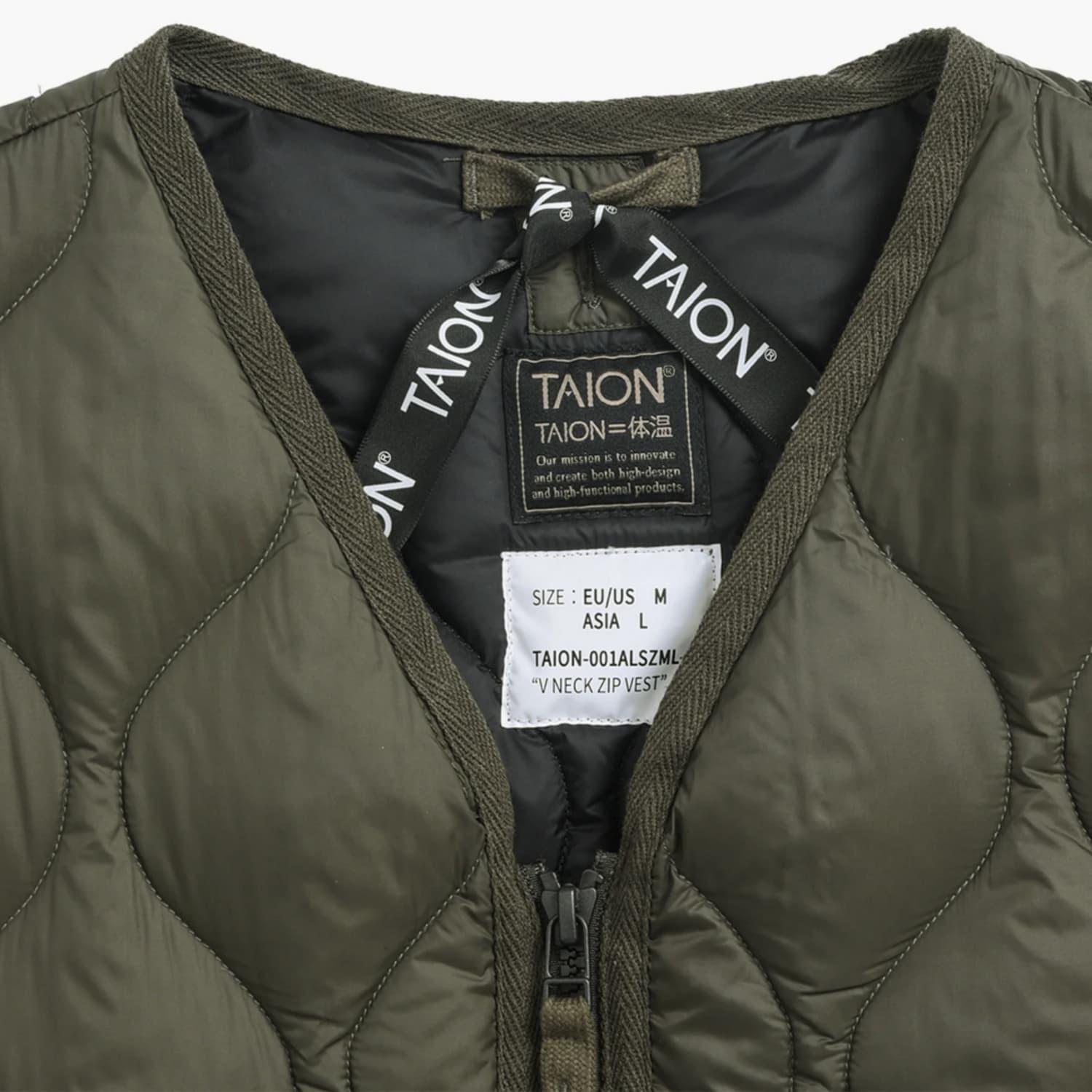 Taion Unisex Soft Shell Military Zip V-neck Down Jacket in Green