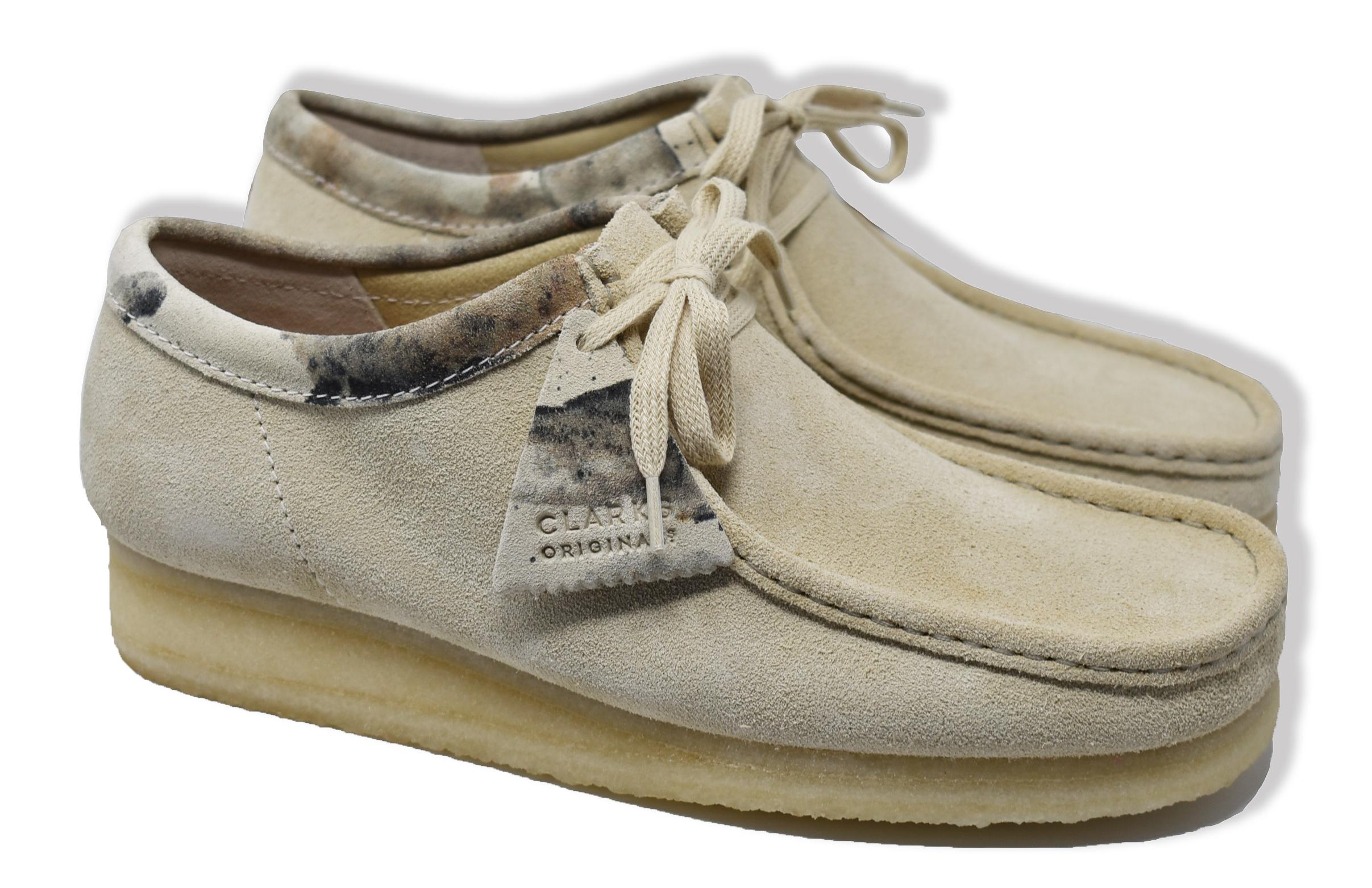 Clarks Wallabee Suede Shoes White Interest for Men | Lyst