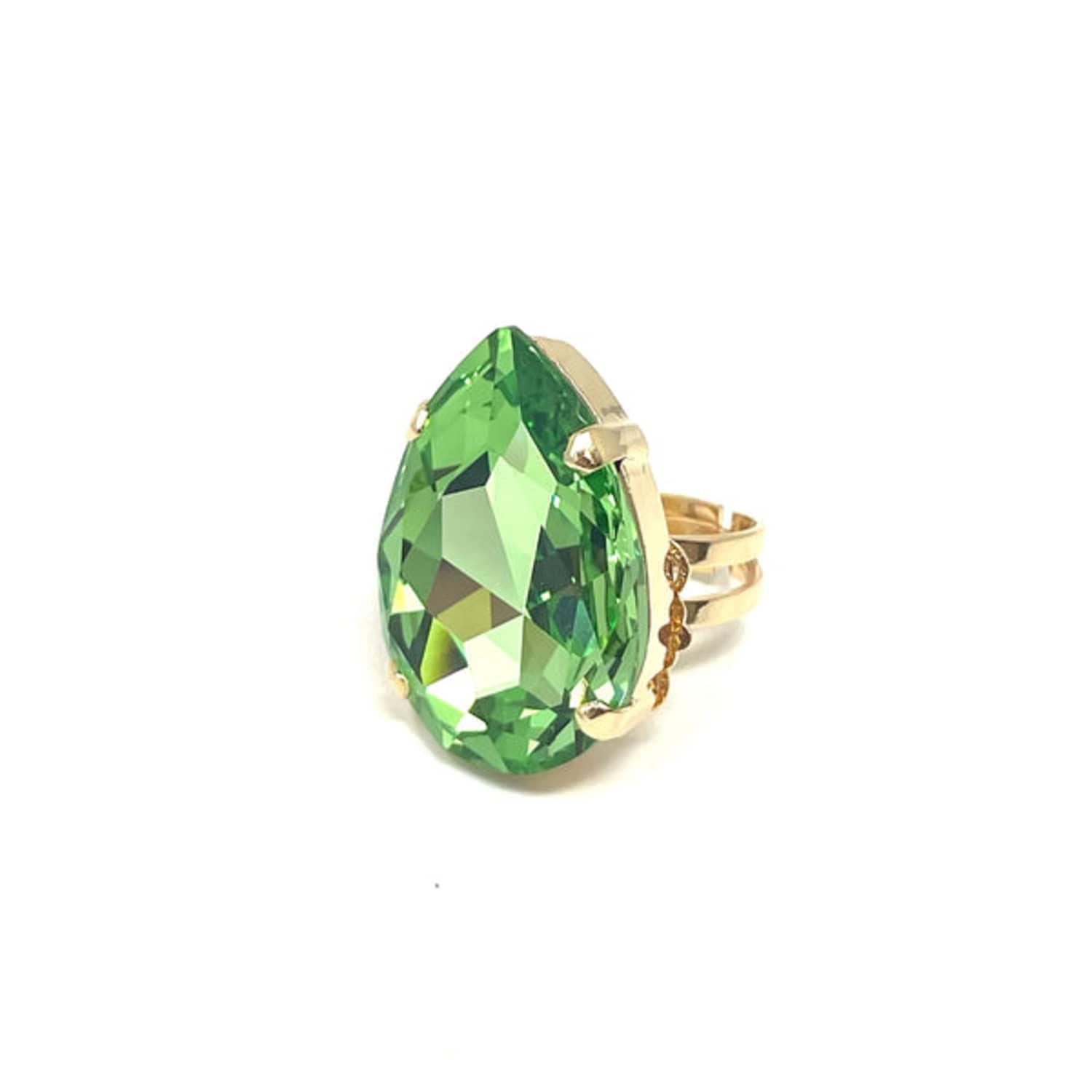Krystal London Gold Pear Crystal Ring in Green | Lyst