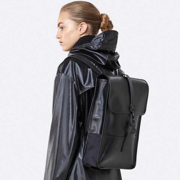 eastpak bane black
