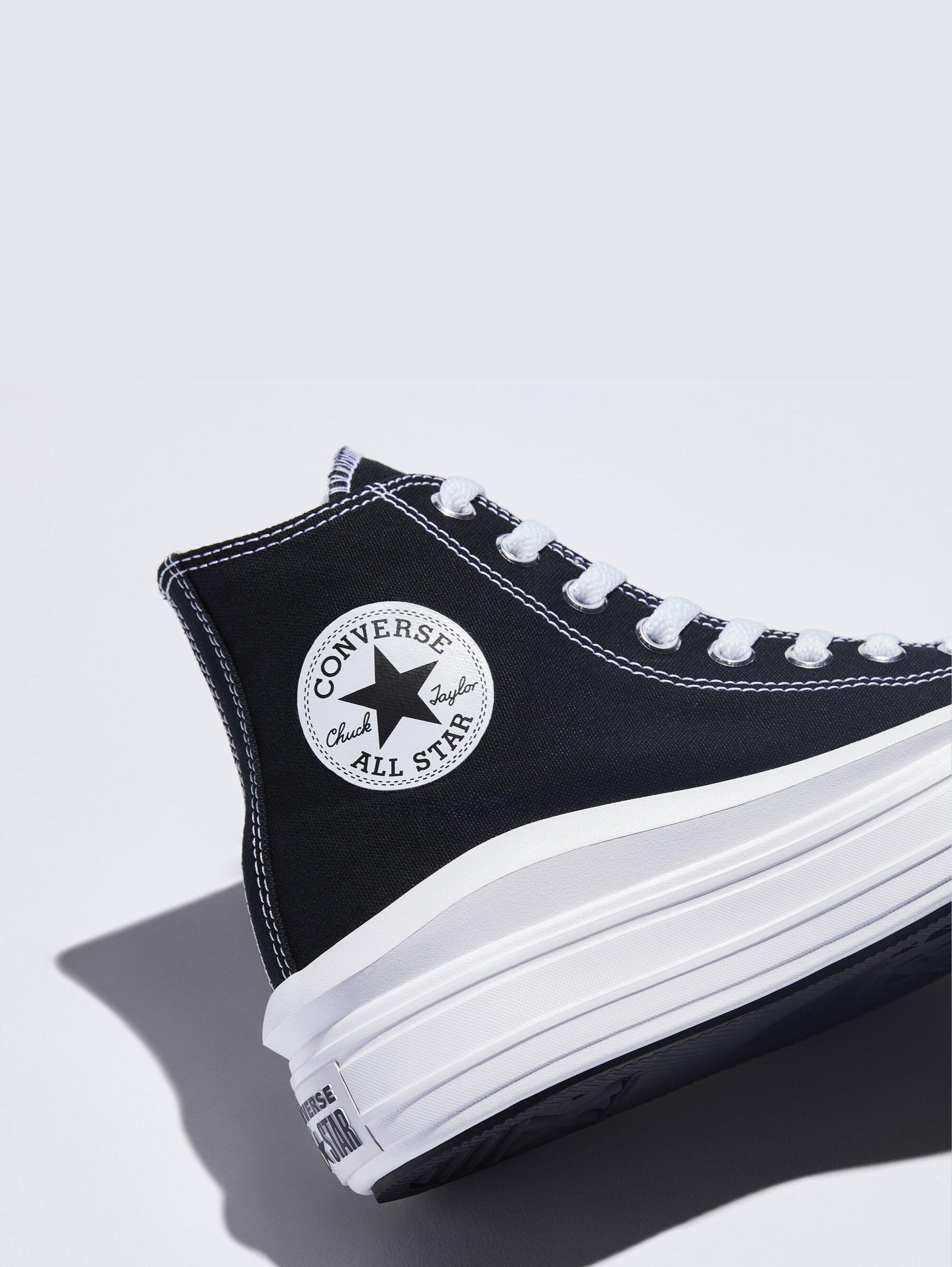 Converse Canvas Platform Sneakers With Black Smartfoam Sole | Lyst