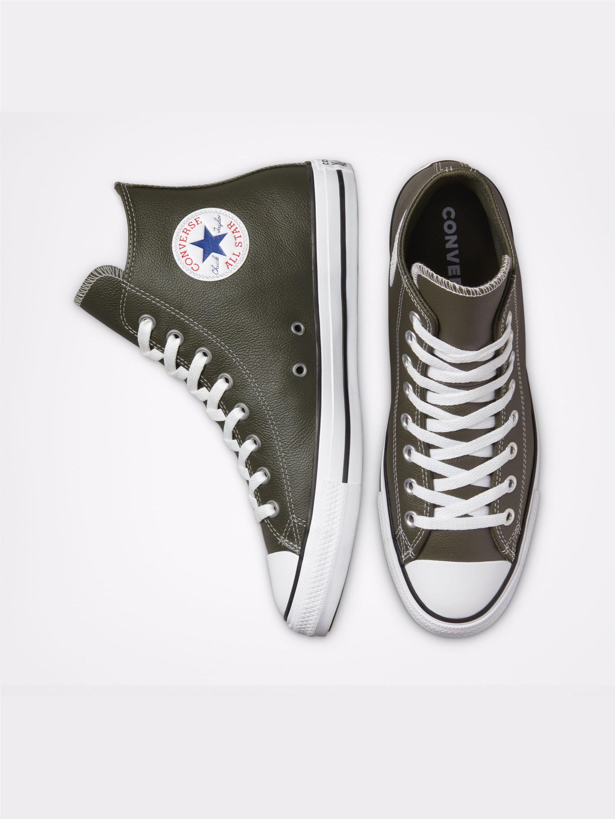 Green Hammered Leather Sneakers ديكور مطبخ