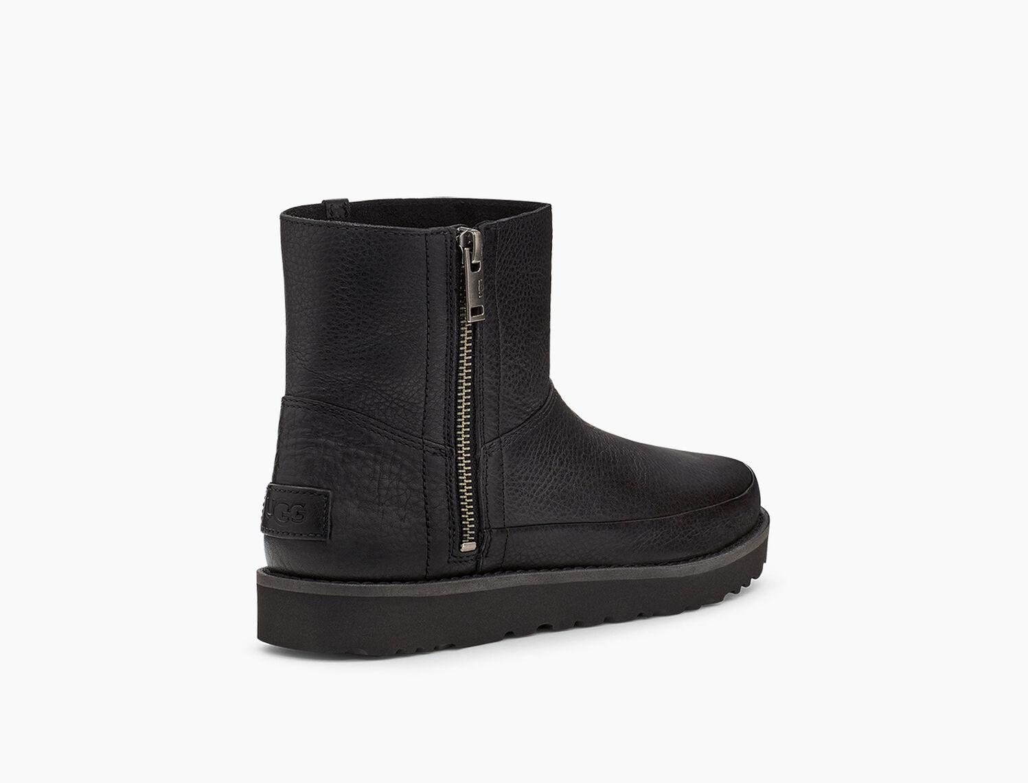 UGG Women's Deconstructed Mini Zip Deconstructed Mini Zip in Black