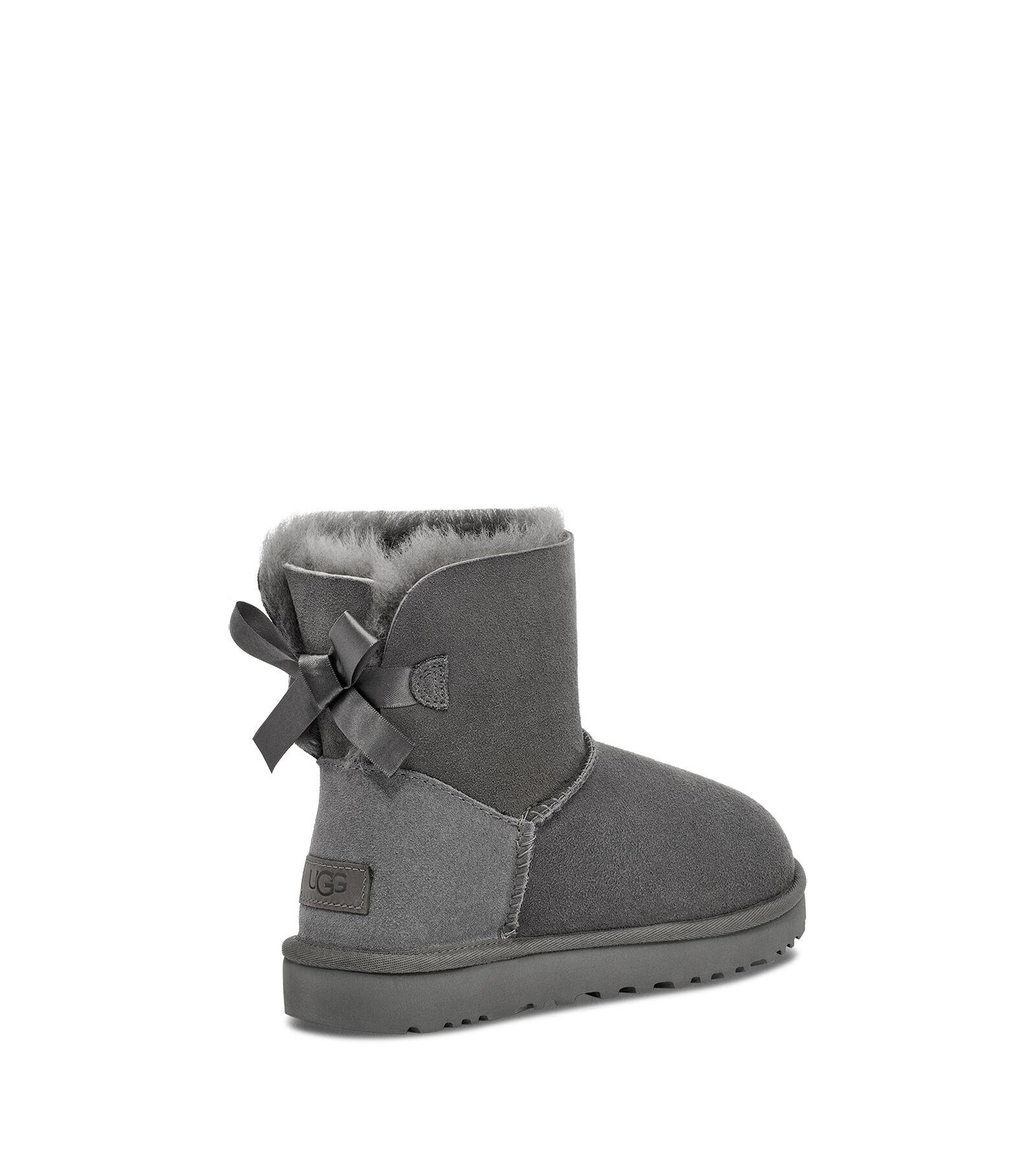 ugg bow grey