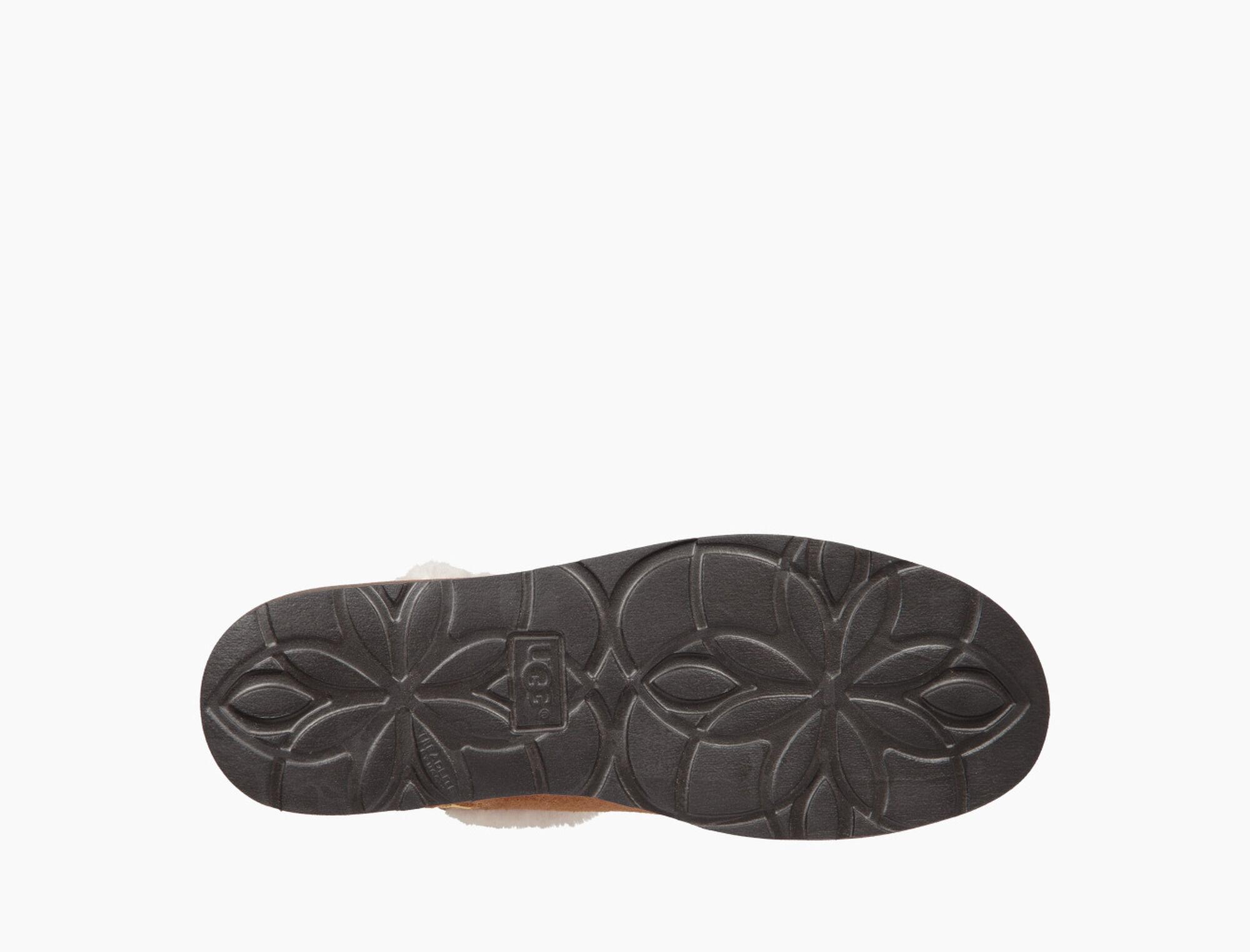 ugg luxe spill seam mini