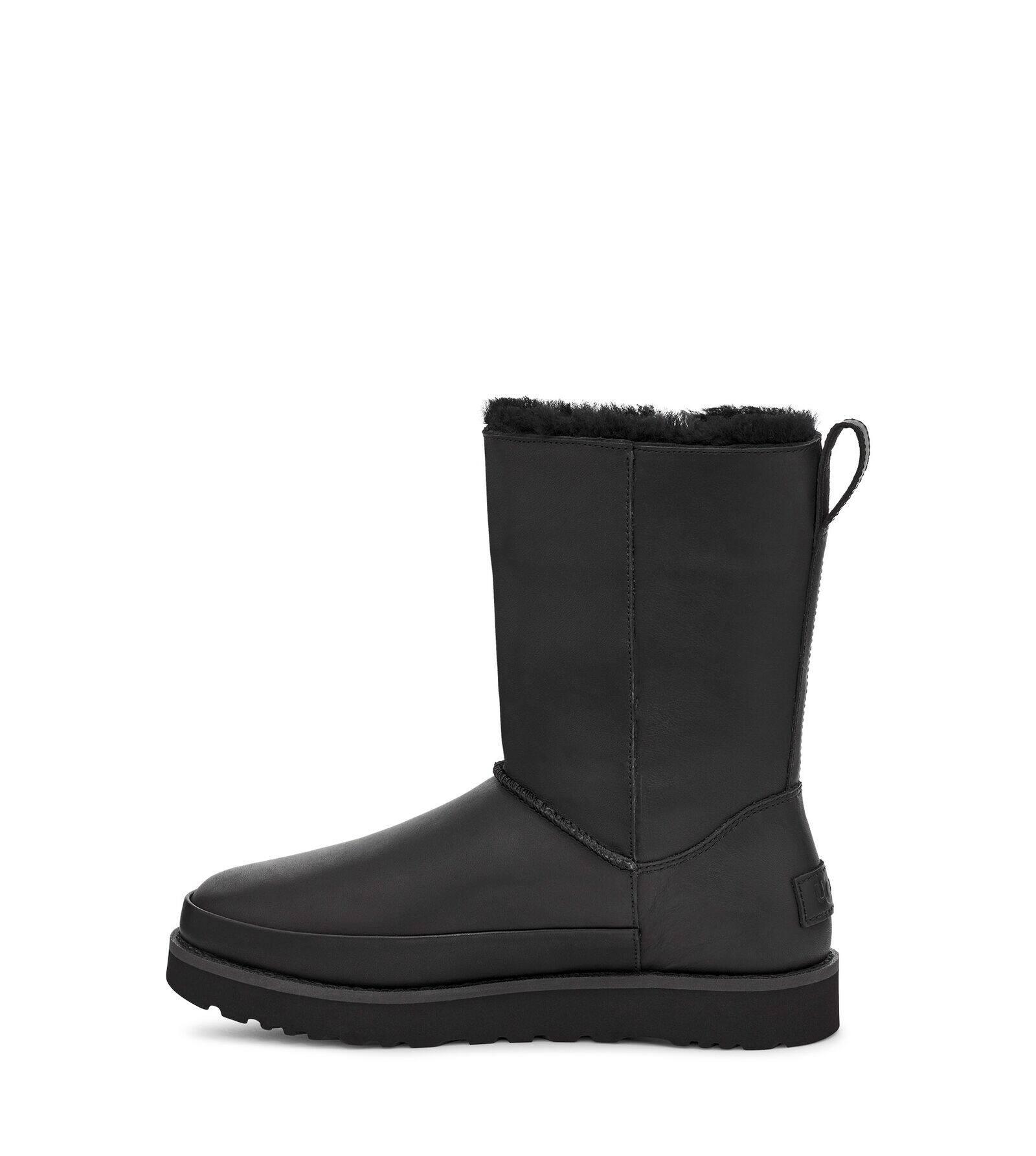 classic zip short leather boot ugg