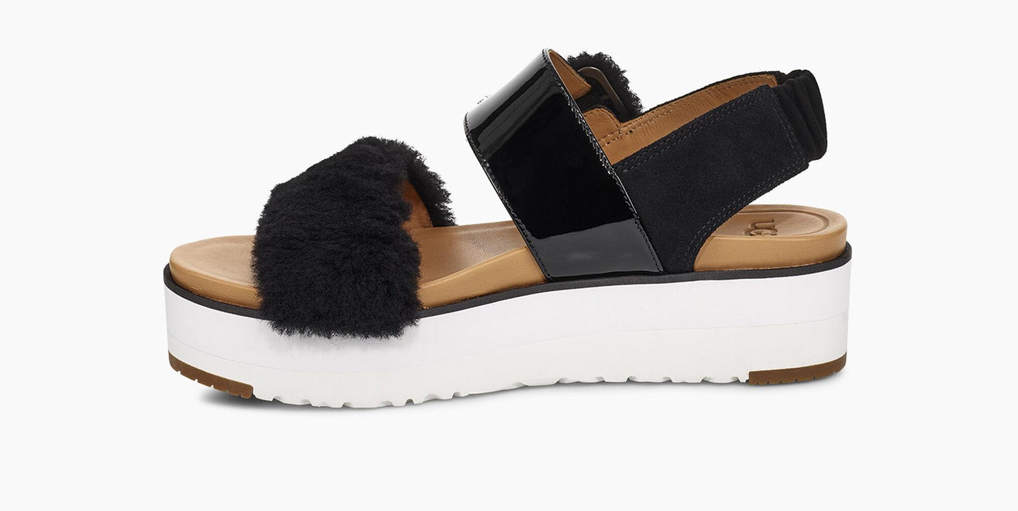 chaco slip on womens