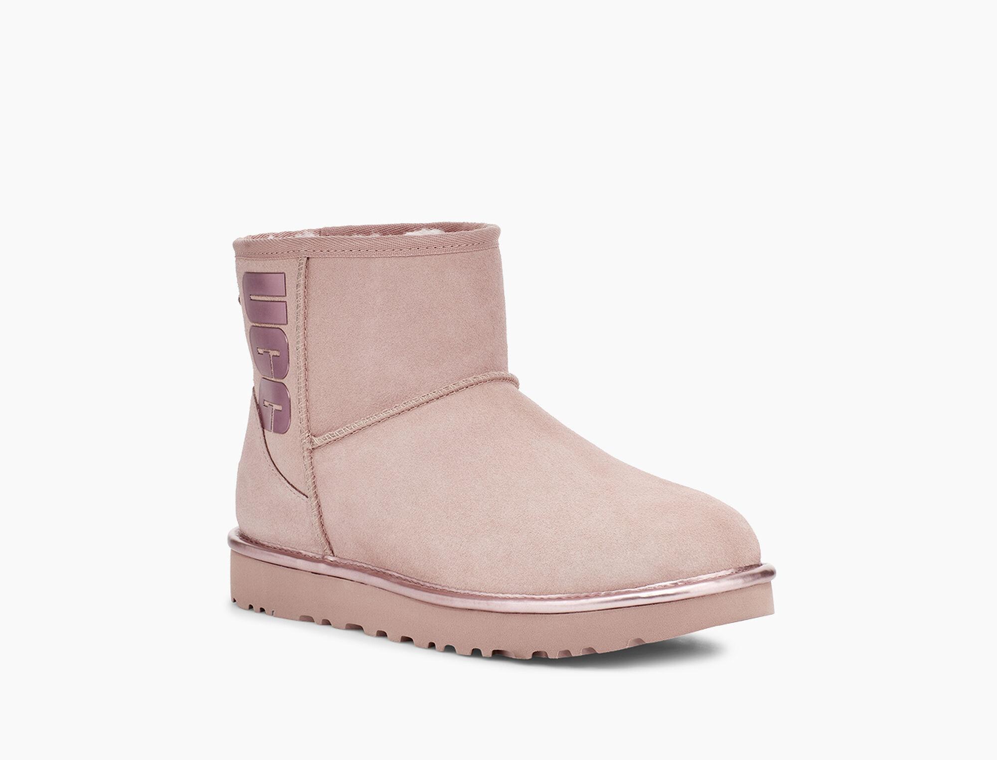classic mini ugg rubber boot