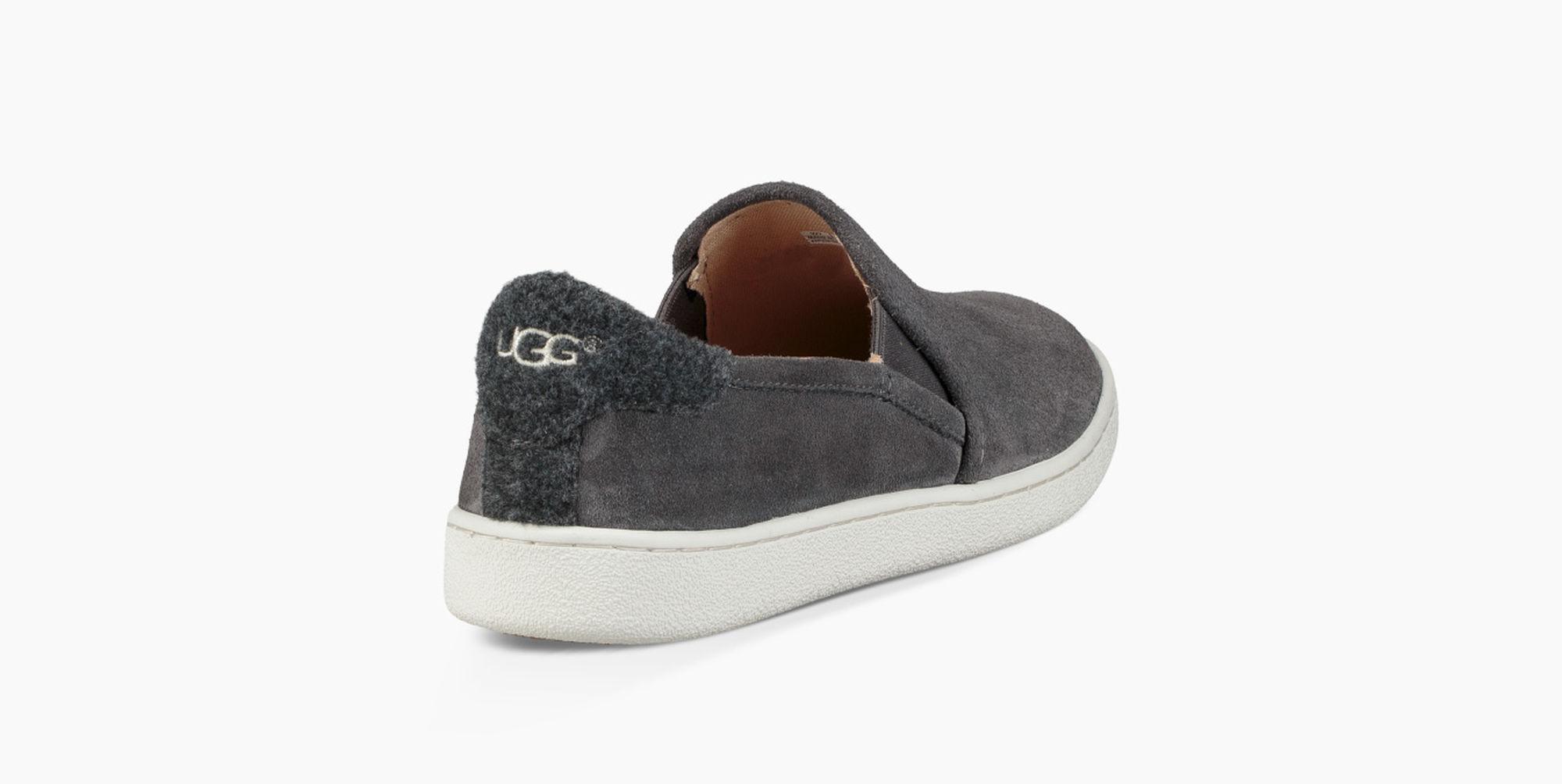 ugg cas black suede