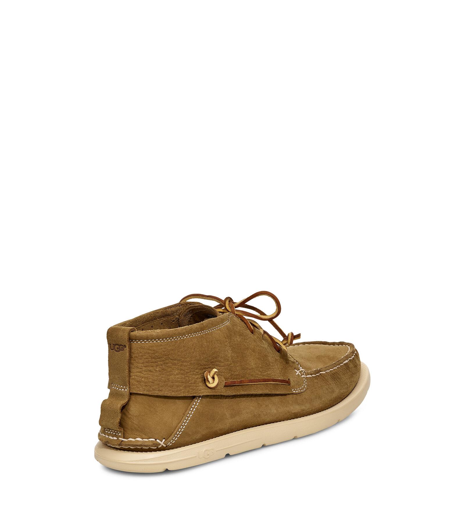 ugg beach moc chukka