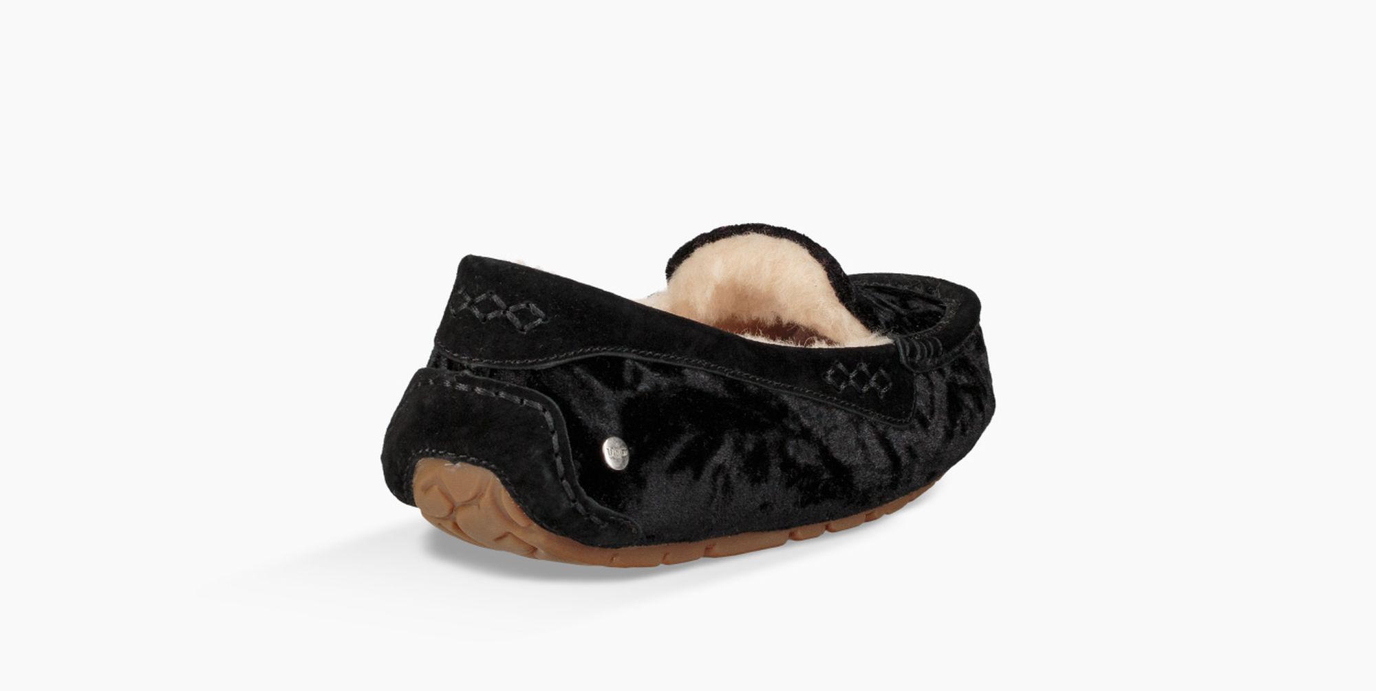 ugg ansley crushed velvet moccasin slipper