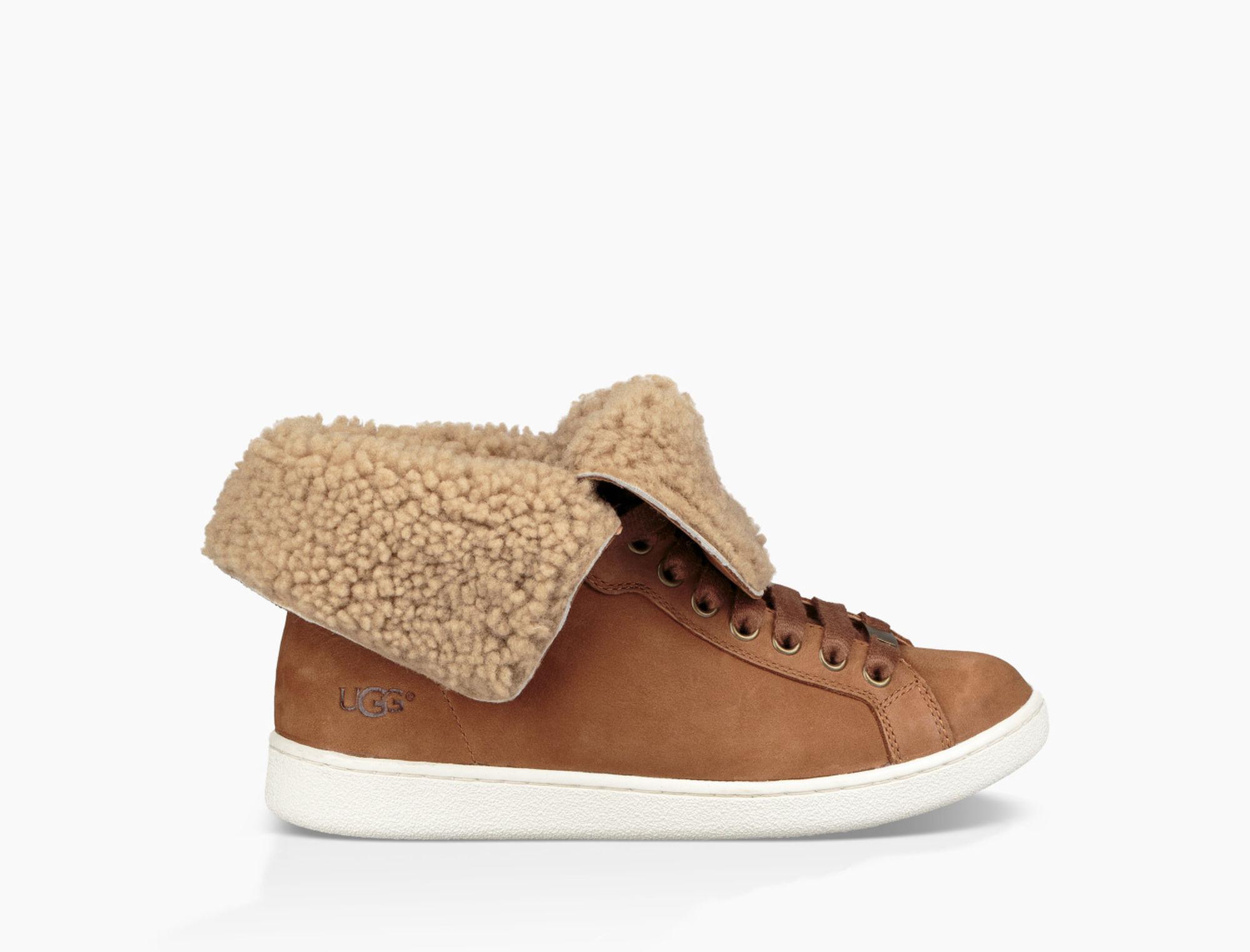UGG Leather Starlyn Sneaker Starlyn 