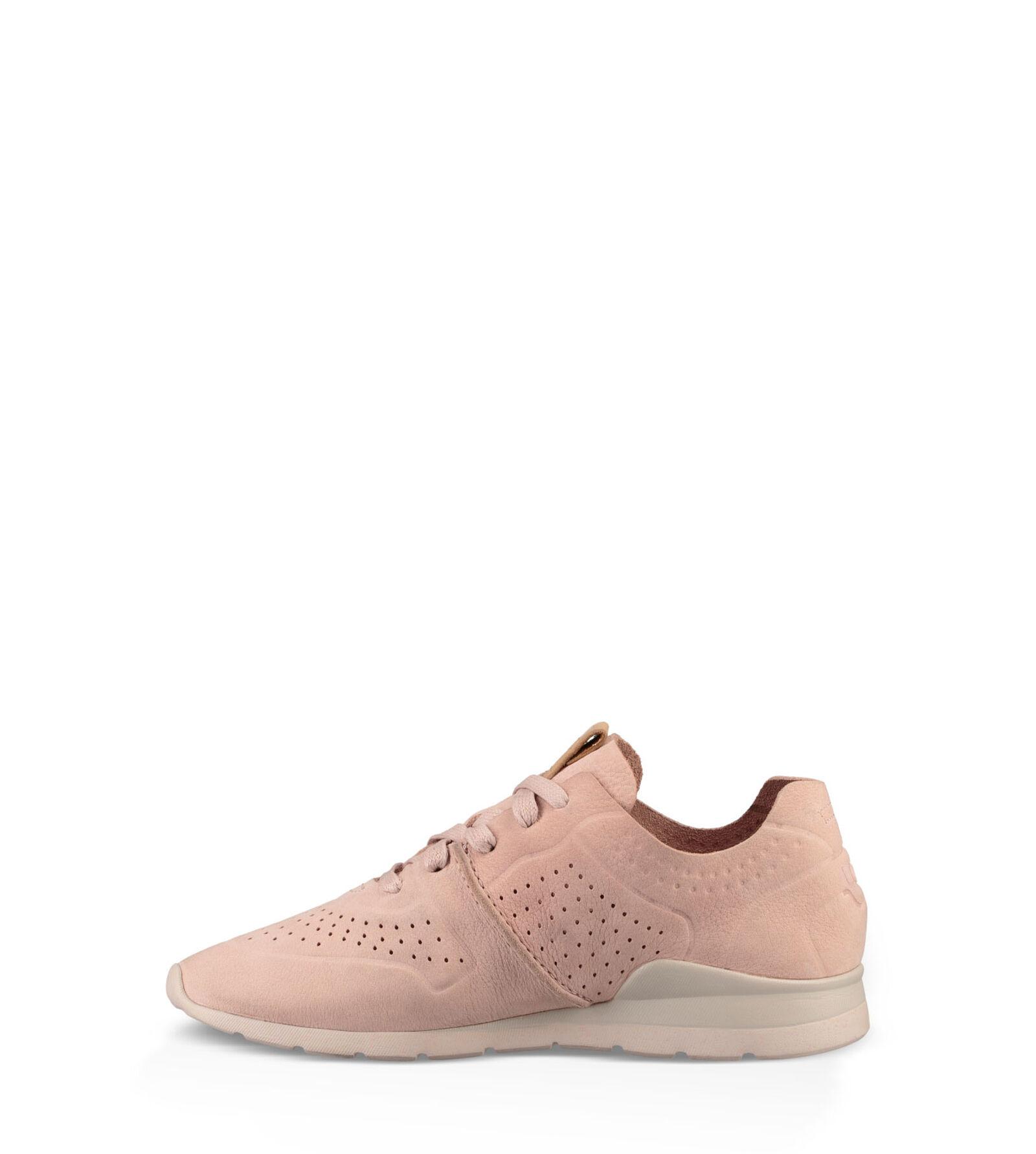 ugg trainers tye