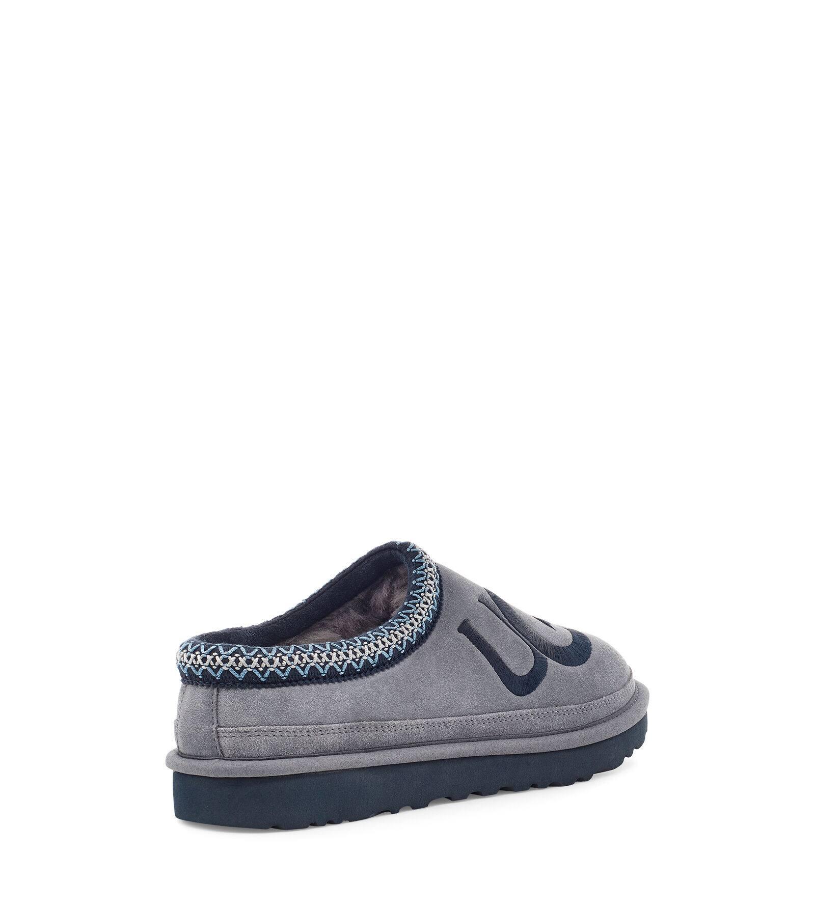 Tasman logo slippers Clearance